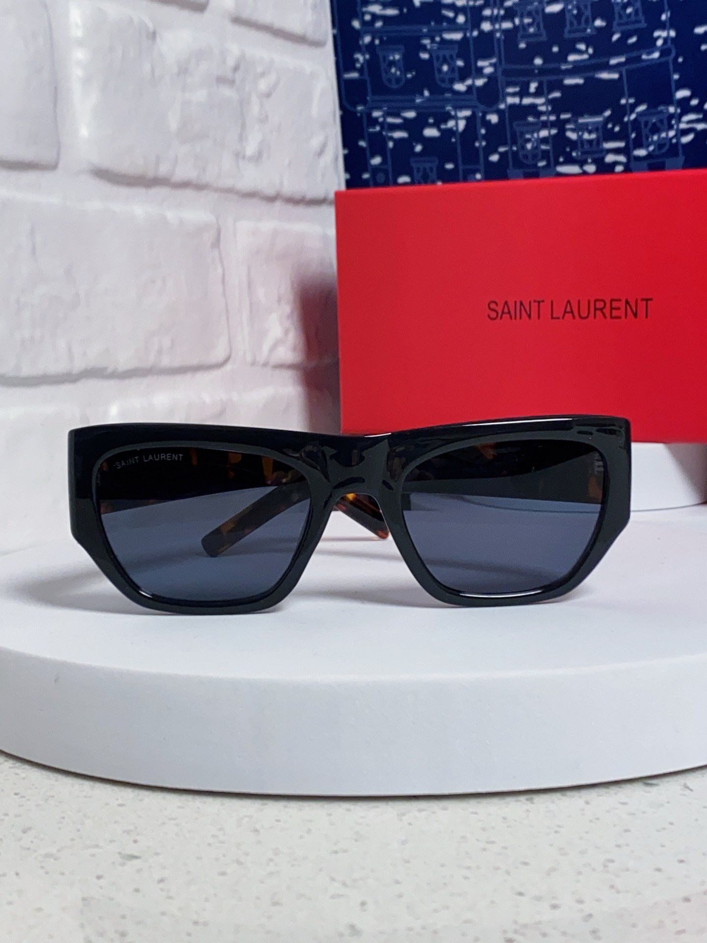  Saint Laurent 圣罗兰YSL 2025新款女士 方形框醋纤太阳眼镜 SL740
