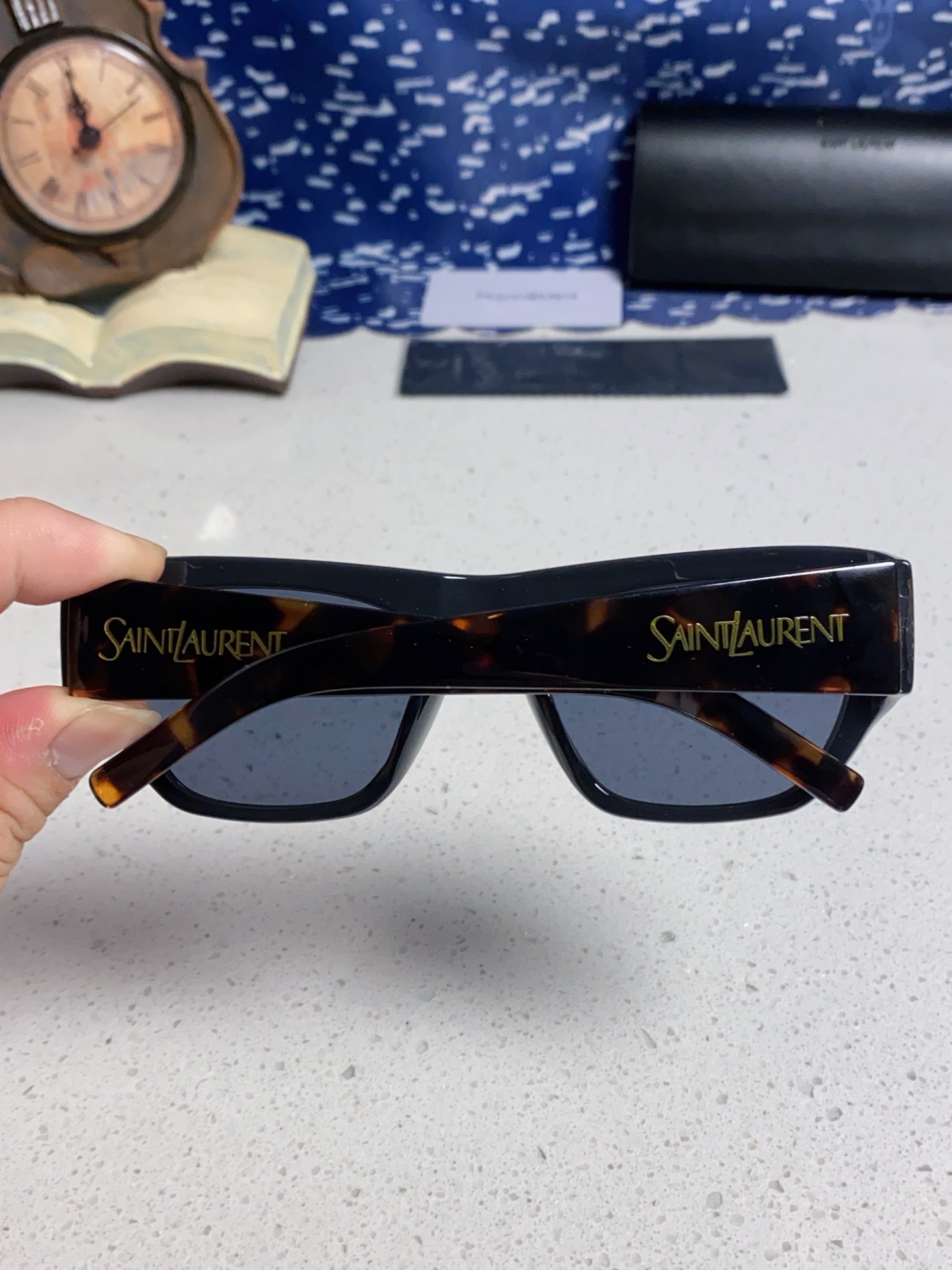  Saint Laurent 圣罗兰YSL 2025新款女士 方形框醋纤太阳眼镜 SL740