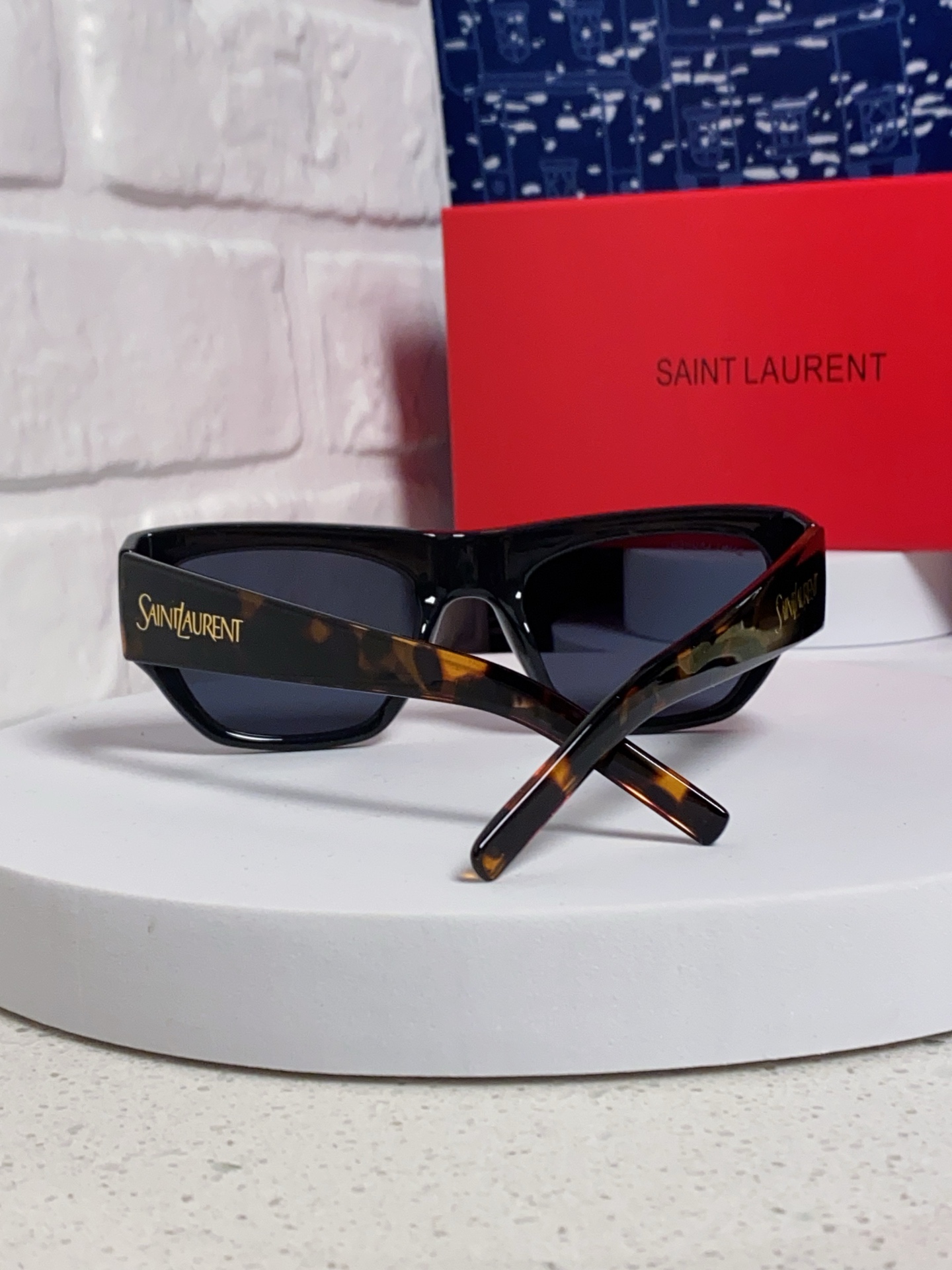  Saint Laurent 圣罗兰YSL 2025新款女士 方形框醋纤太阳眼镜 SL740