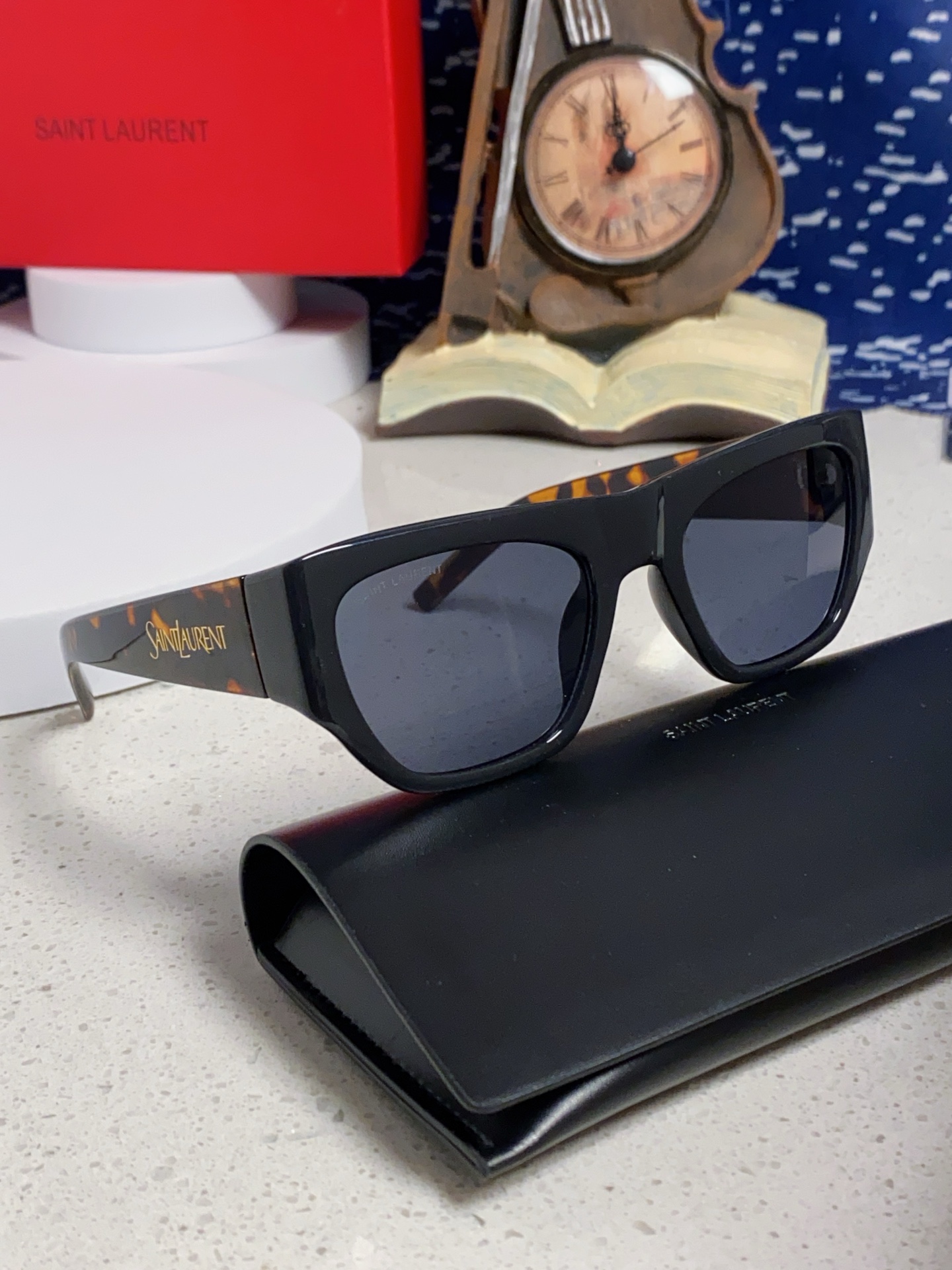  Saint Laurent 圣罗兰YSL 2025新款女士 方形框醋纤太阳眼镜 SL740