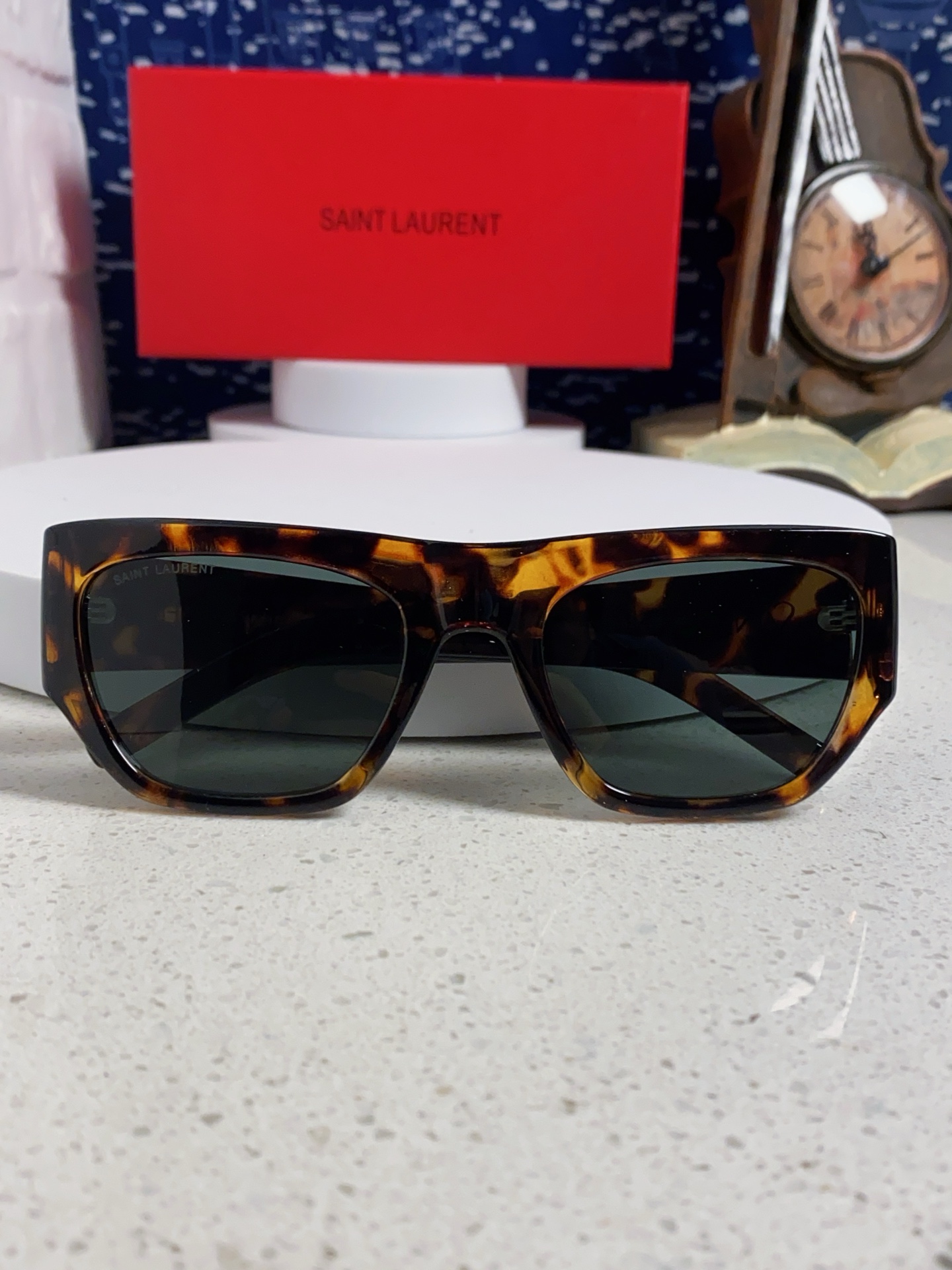  Saint Laurent 圣罗兰YSL 2025新款女士 方形框醋纤太阳眼镜 SL740