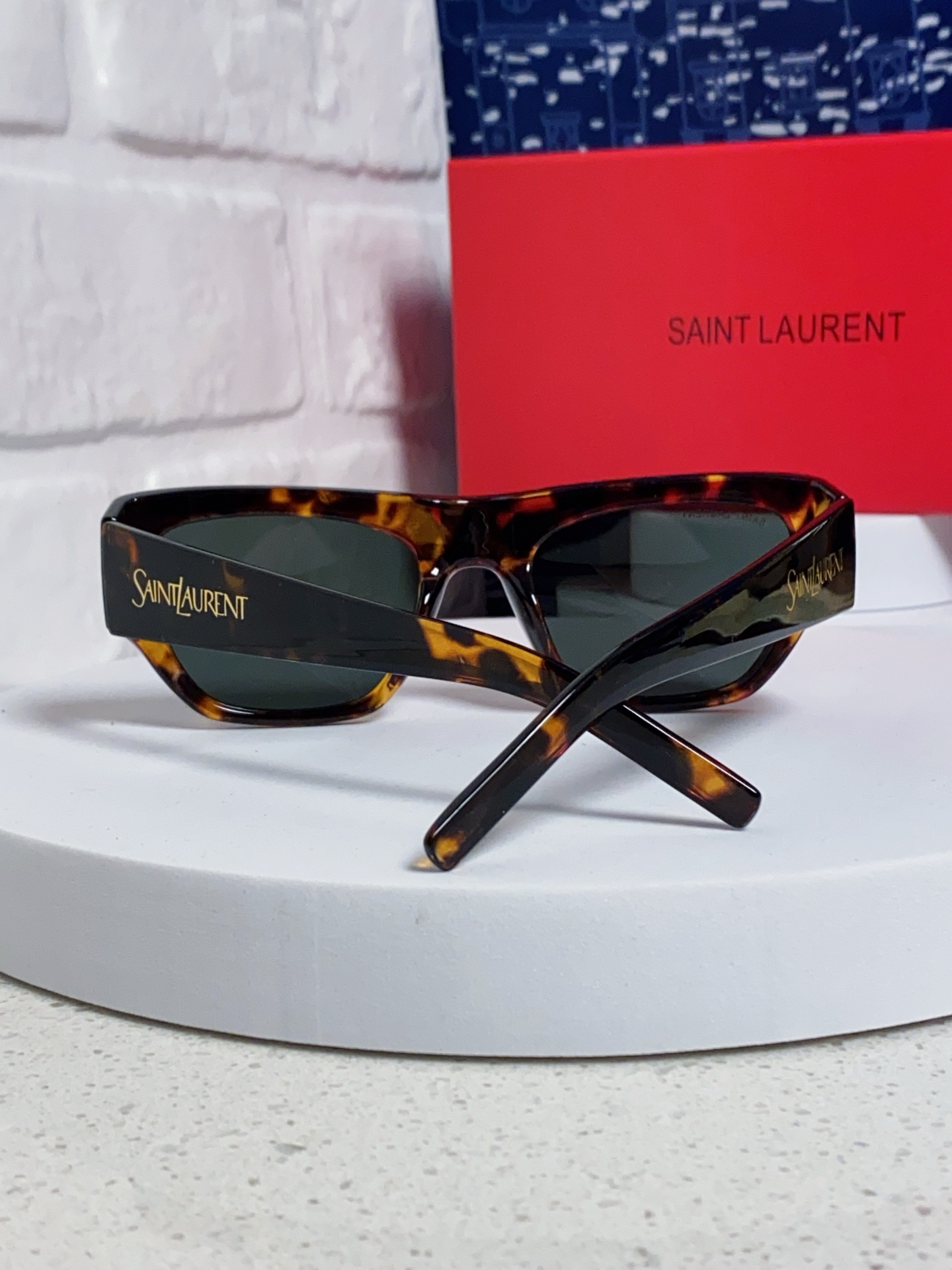  Saint Laurent 圣罗兰YSL 2025新款女士 方形框醋纤太阳眼镜 SL740
