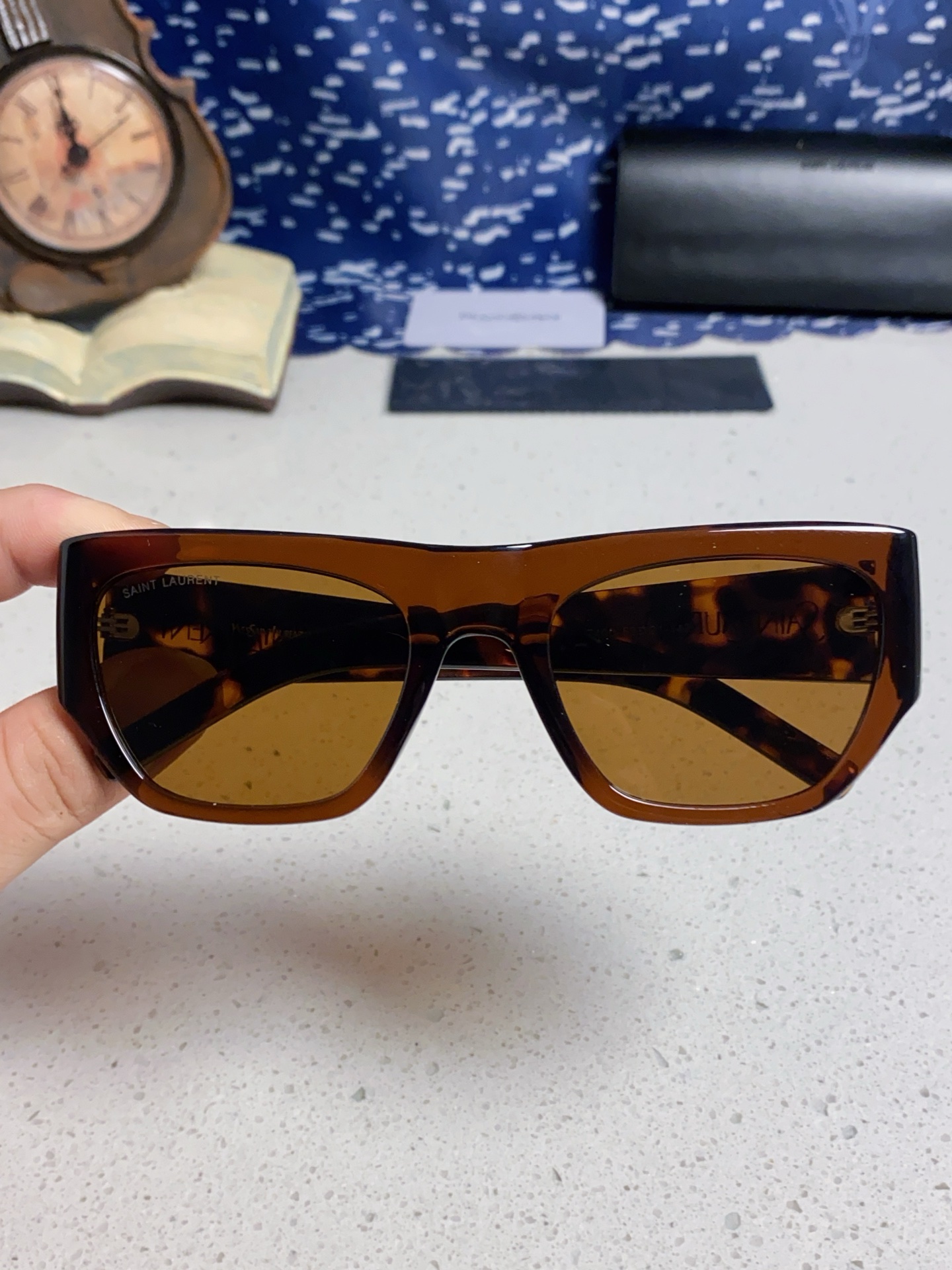  Saint Laurent 圣罗兰YSL 2025新款女士 方形框醋纤太阳眼镜 SL740