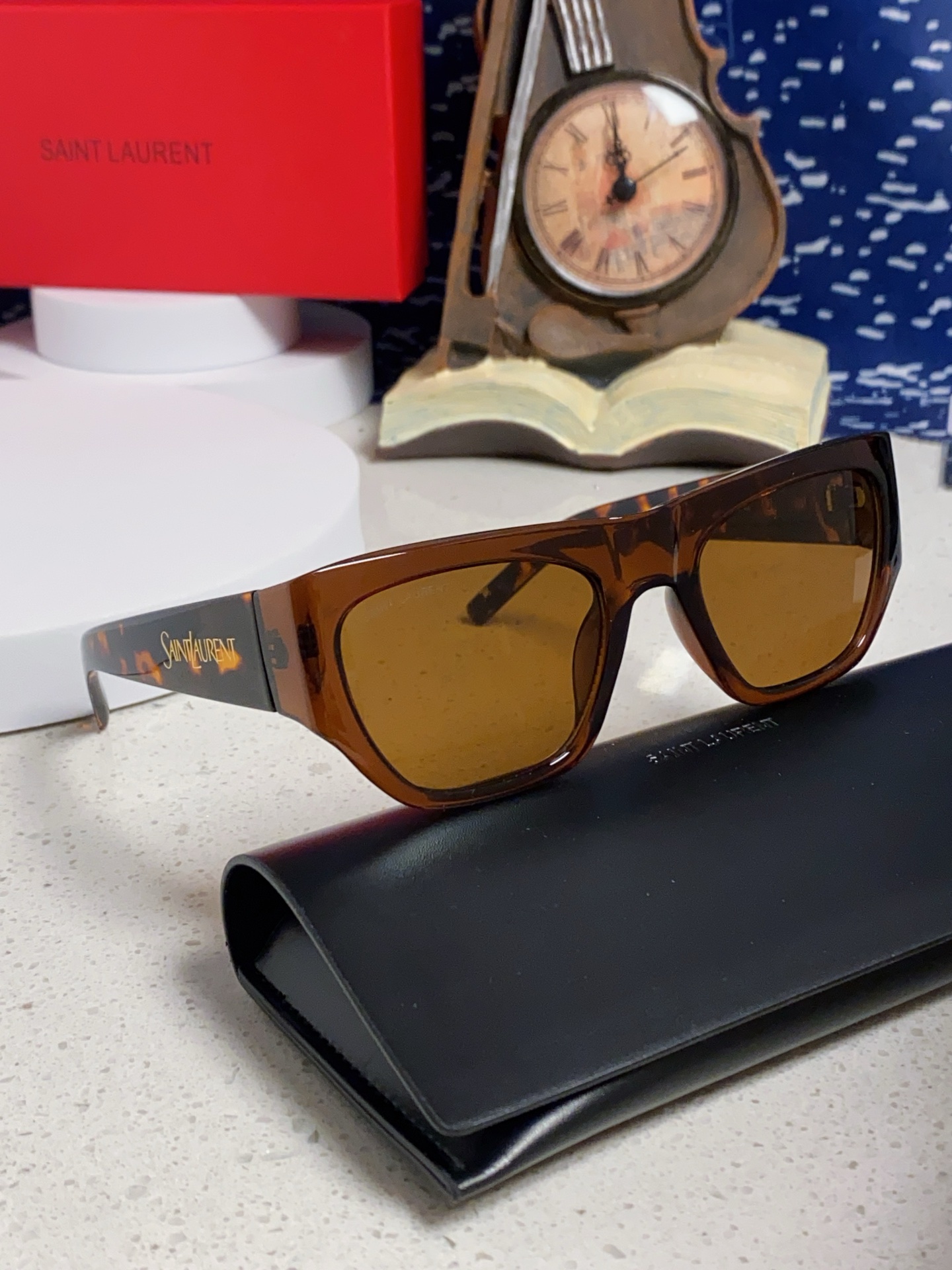  Saint Laurent 圣罗兰YSL 2025新款女士 方形框醋纤太阳眼镜 SL740