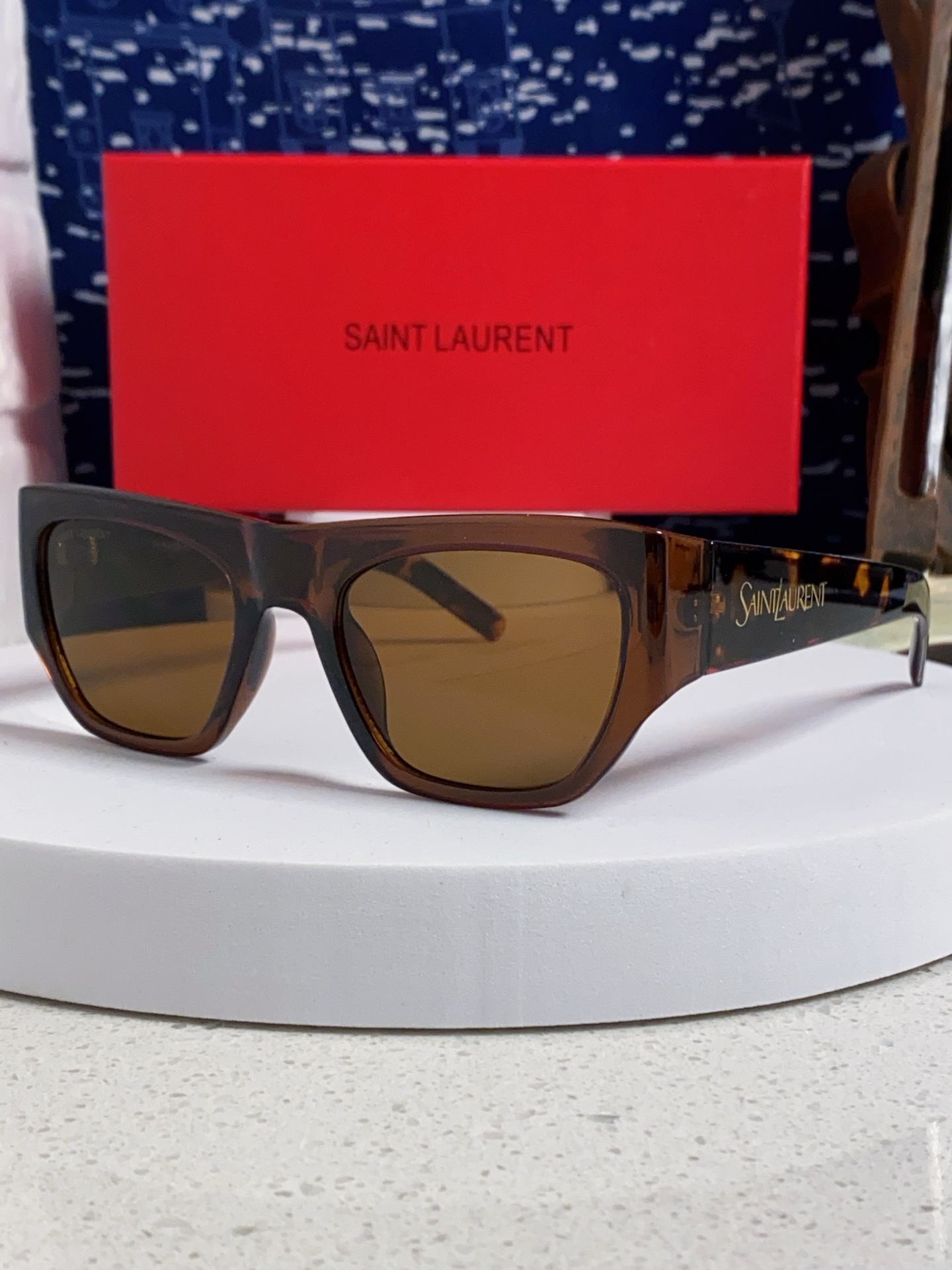  Saint Laurent 圣罗兰YSL 2025新款女士 方形框醋纤太阳眼镜 SL740
