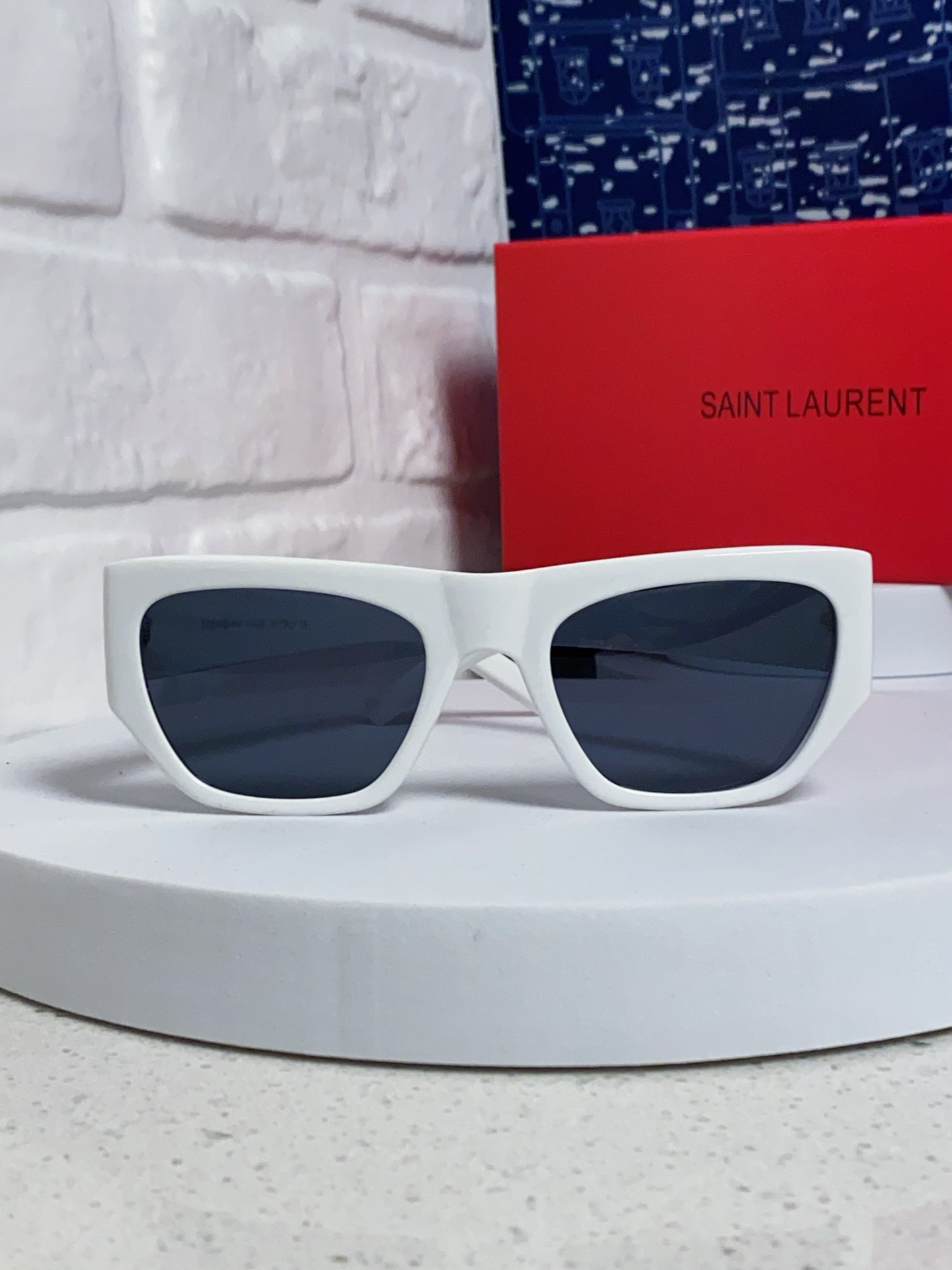  Saint Laurent 圣罗兰YSL 2025新款女士 方形框醋纤太阳眼镜 SL740