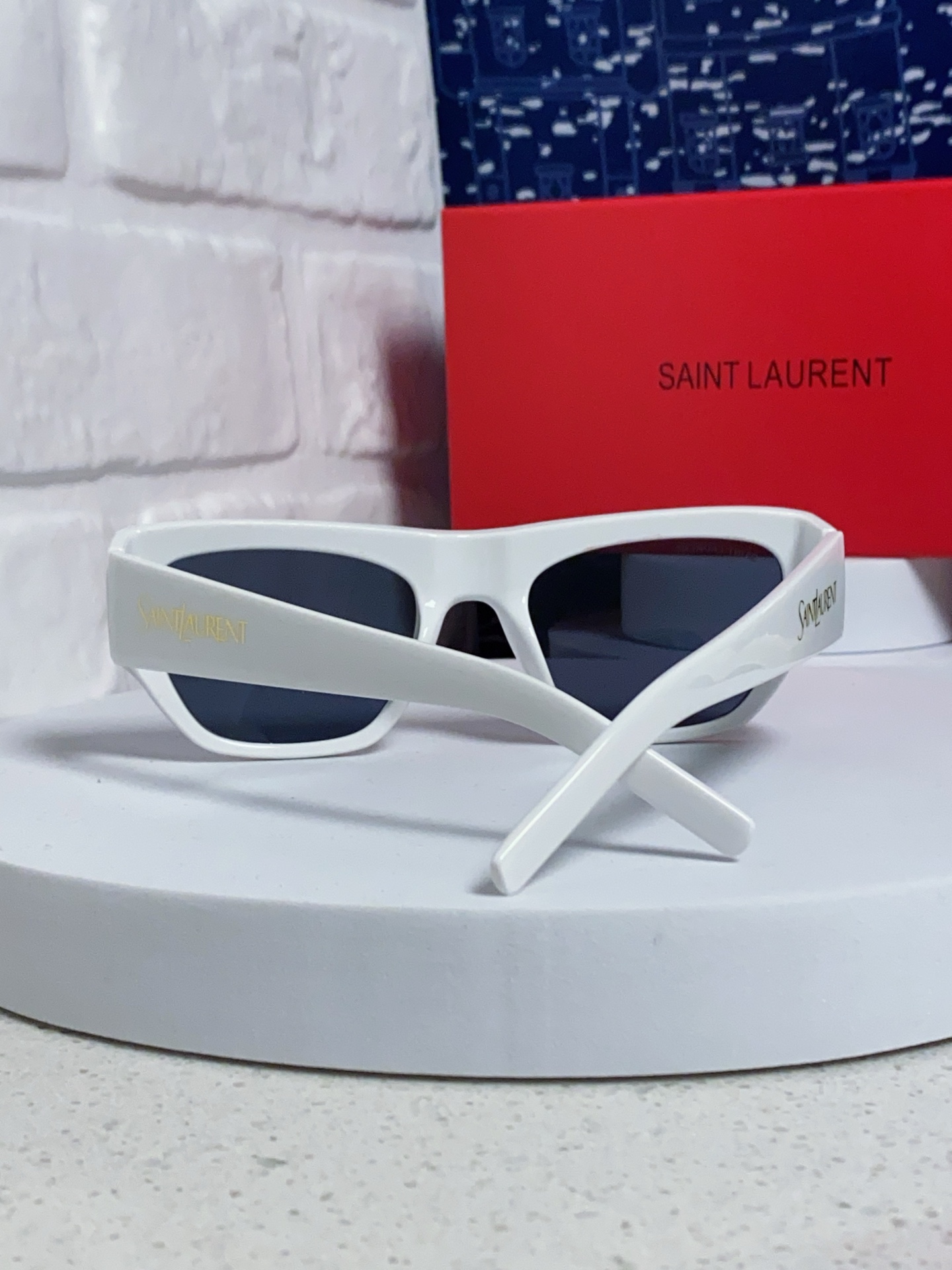  Saint Laurent 圣罗兰YSL 2025新款女士 方形框醋纤太阳眼镜 SL740