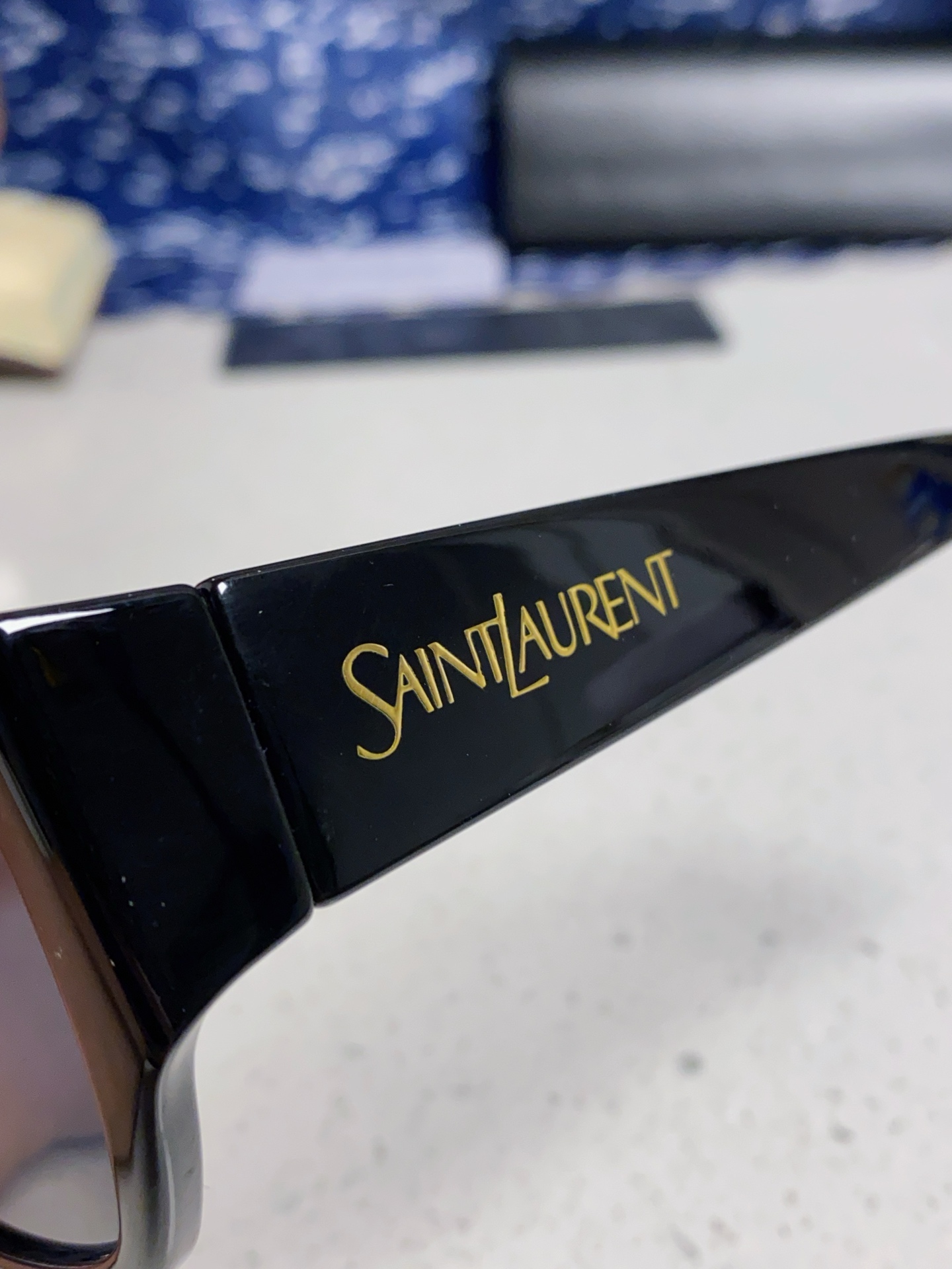  Saint Laurent 圣罗兰YSL 2025新款女士 方形框醋纤太阳眼镜 SL740