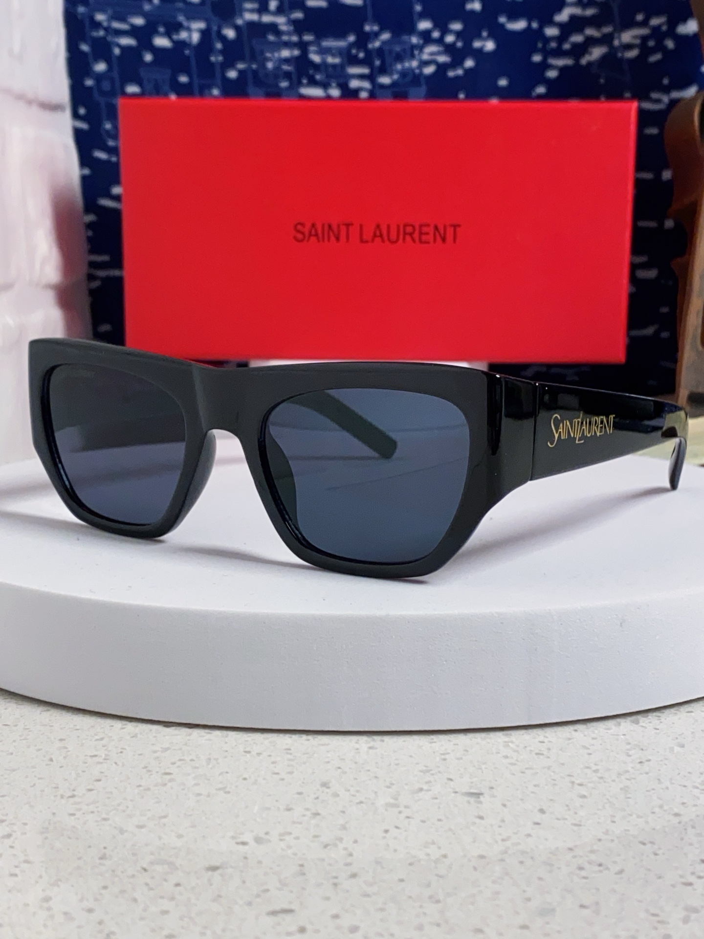  Saint Laurent 圣罗兰YSL 2025新款女士 方形框醋纤太阳眼镜 SL740