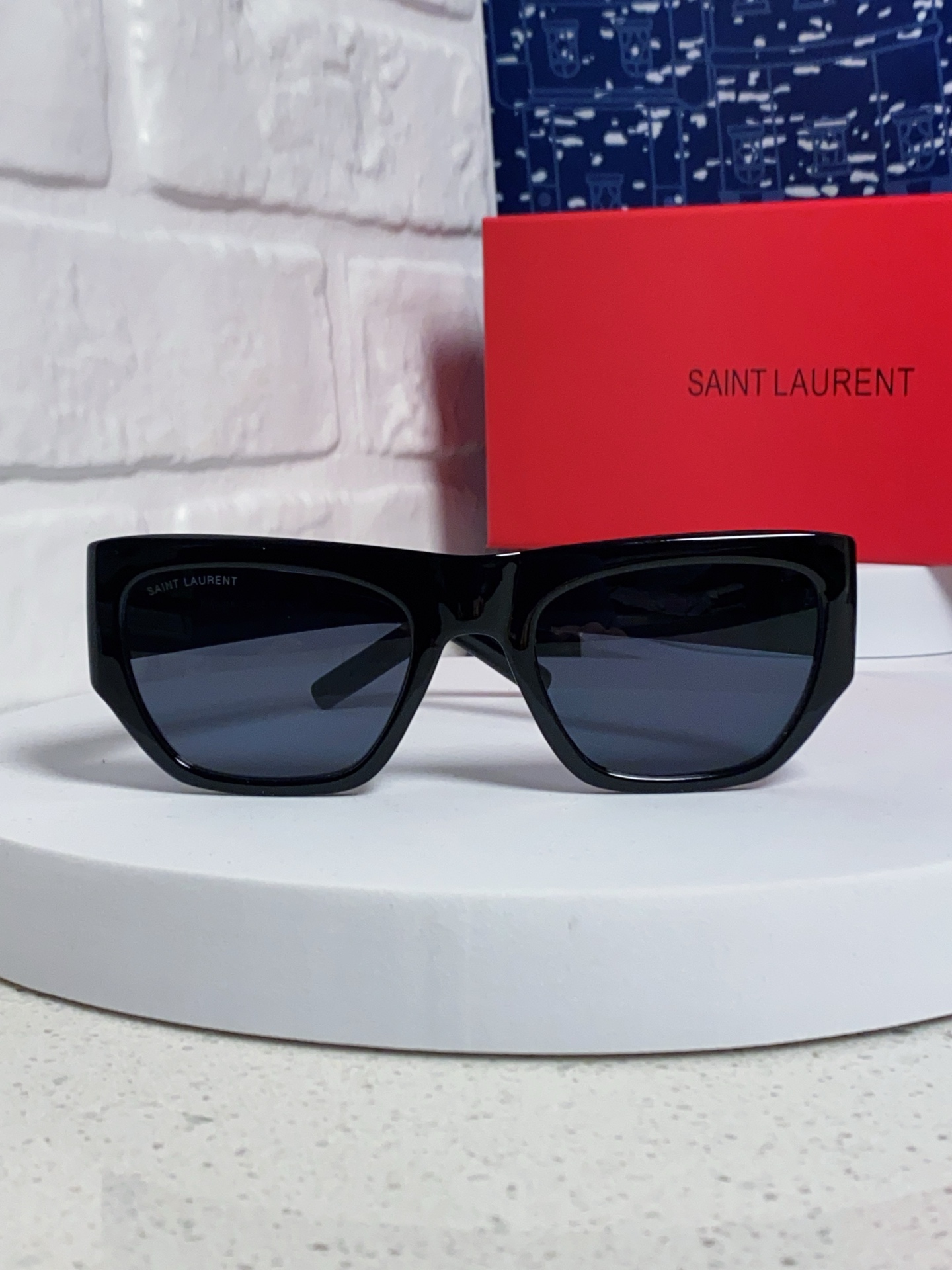  Saint Laurent 圣罗兰YSL 2025新款女士 方形框醋纤太阳眼镜 SL740