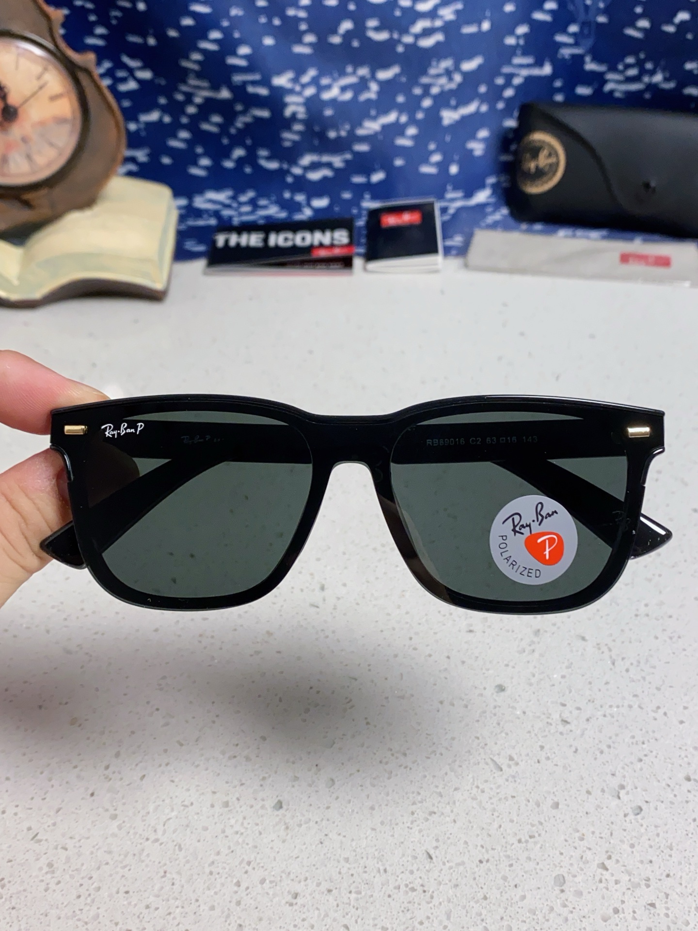  Ray Ban雷朋 2025新款 男友系列方形中性太阳镜 RB69016