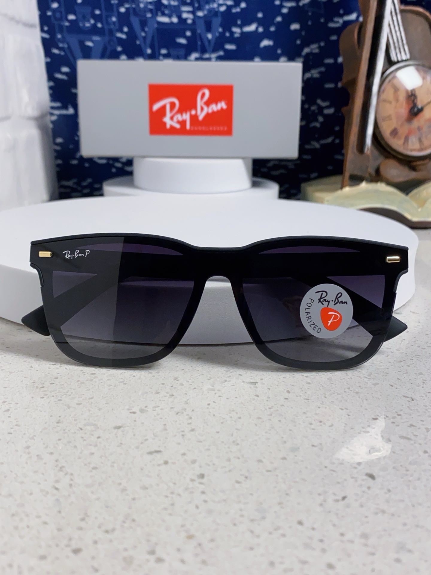  Ray Ban雷朋 2025新款 男友系列方形中性太阳镜 RB69016