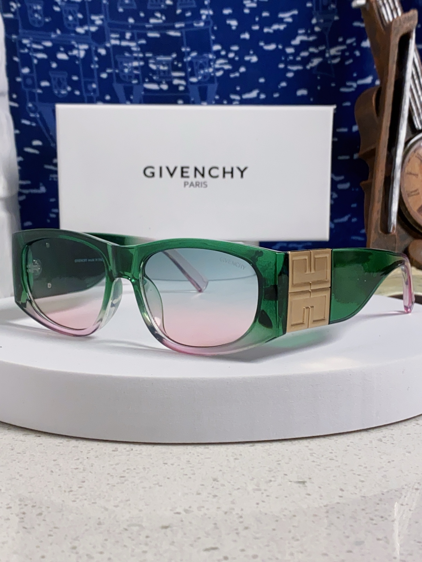  Givenchy纪梵希 2025新款复古椭圆墨镜女款偏光方圆脸太阳眼镜防紫外线凹造型
