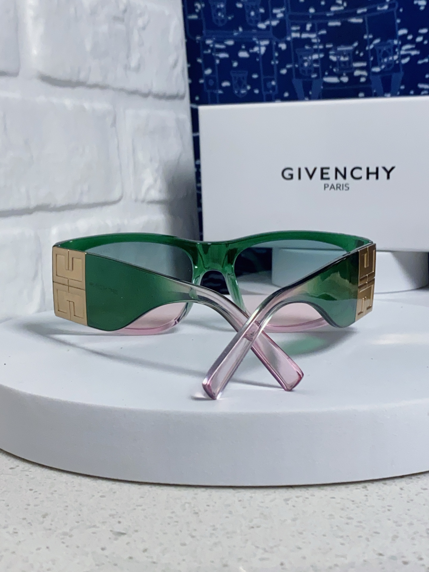  Givenchy纪梵希 2025新款复古椭圆墨镜女款偏光方圆脸太阳眼镜防紫外线凹造型