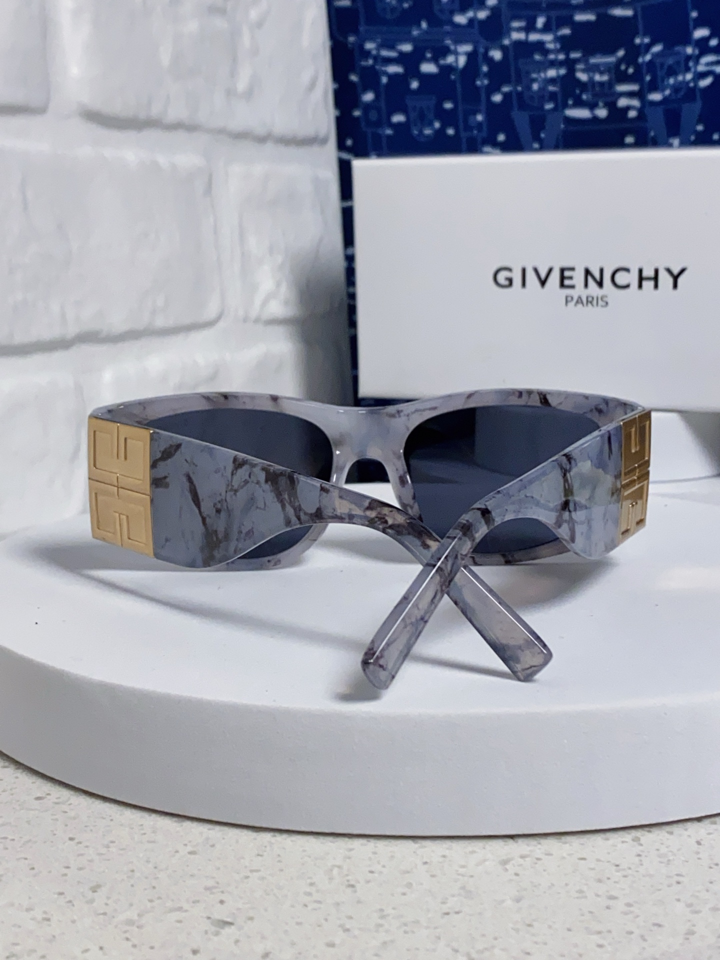  Givenchy纪梵希 2025新款复古椭圆墨镜女款偏光方圆脸太阳眼镜防紫外线凹造型