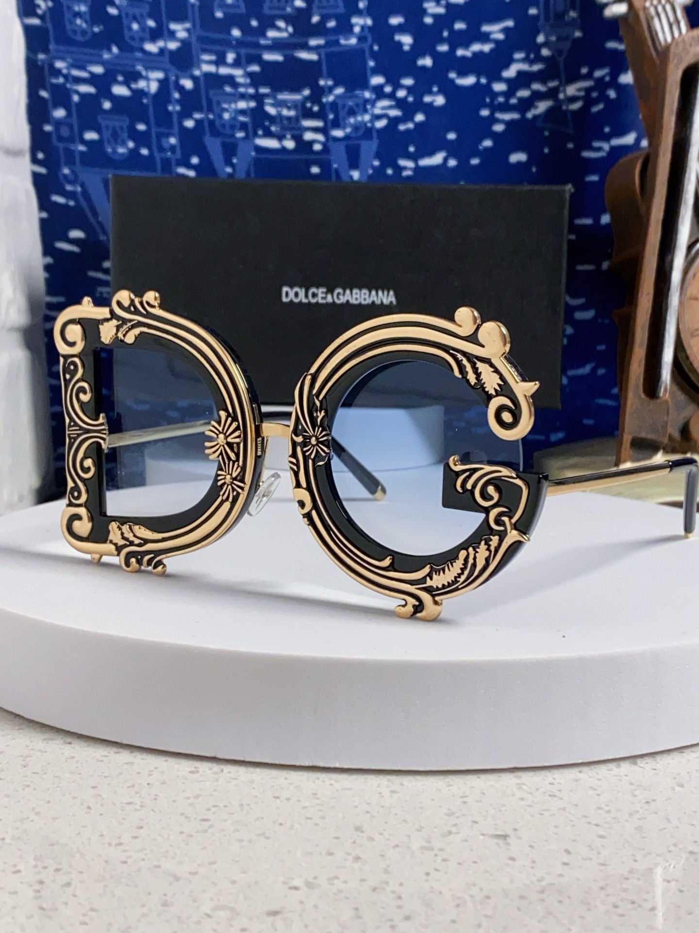  Dolce&Gabbana杜嘉班纳 2025新款DG小众巴洛克风情太阳镜摩登复古潮流街拍模特走秀款墨镜
