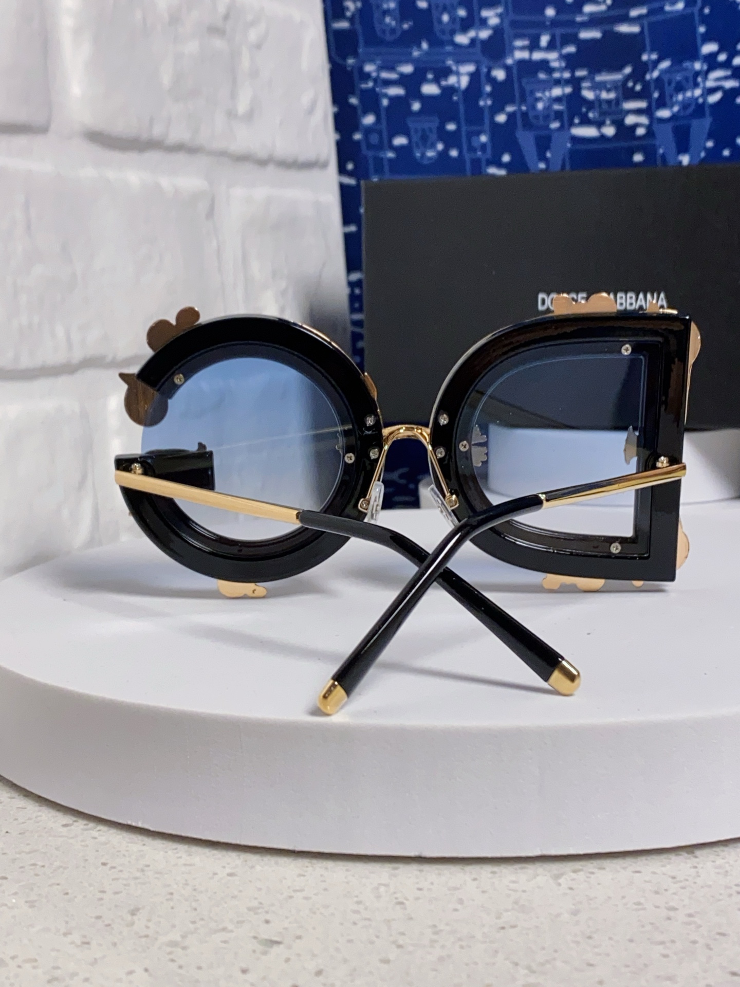  Dolce&Gabbana杜嘉班纳 2025新款DG小众巴洛克风情太阳镜摩登复古潮流街拍模特走秀款墨镜