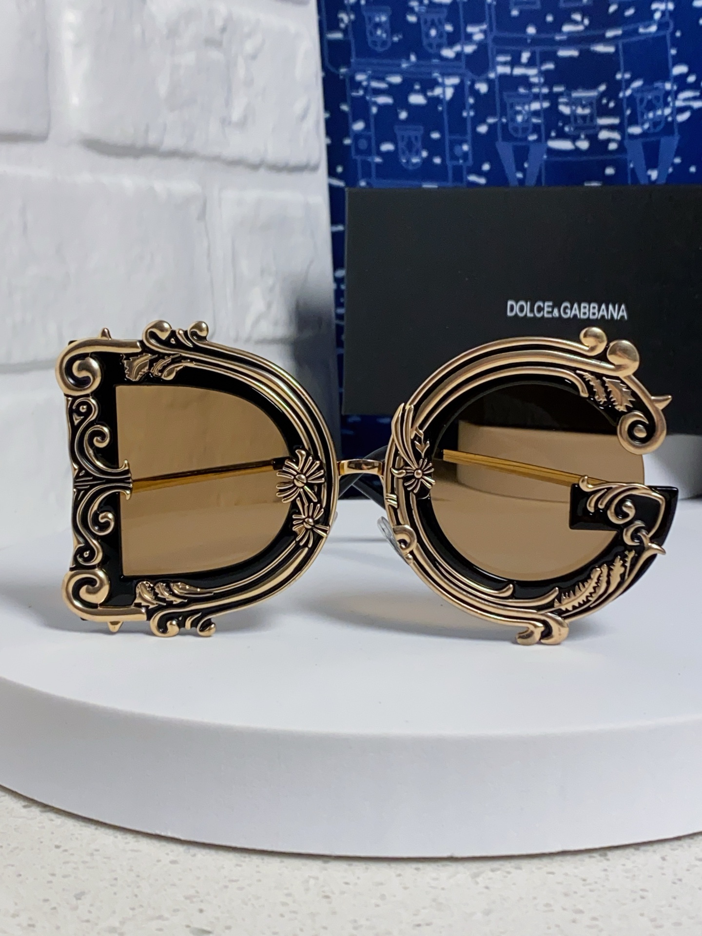  Dolce&Gabbana杜嘉班纳 2025新款DG小众巴洛克风情太阳镜摩登复古潮流街拍模特走秀款墨镜