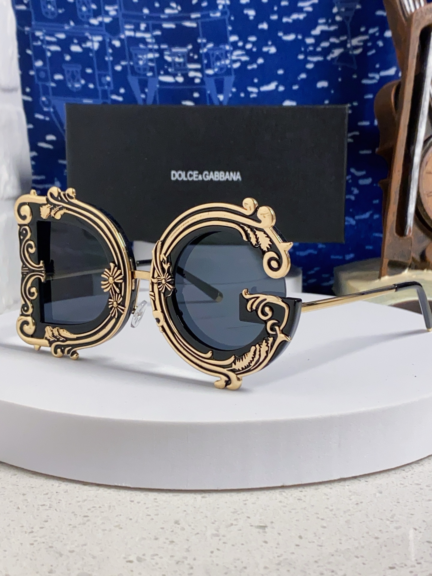  Dolce&Gabbana杜嘉班纳 2025新款DG小众巴洛克风情太阳镜摩登复古潮流街拍模特走秀款墨镜