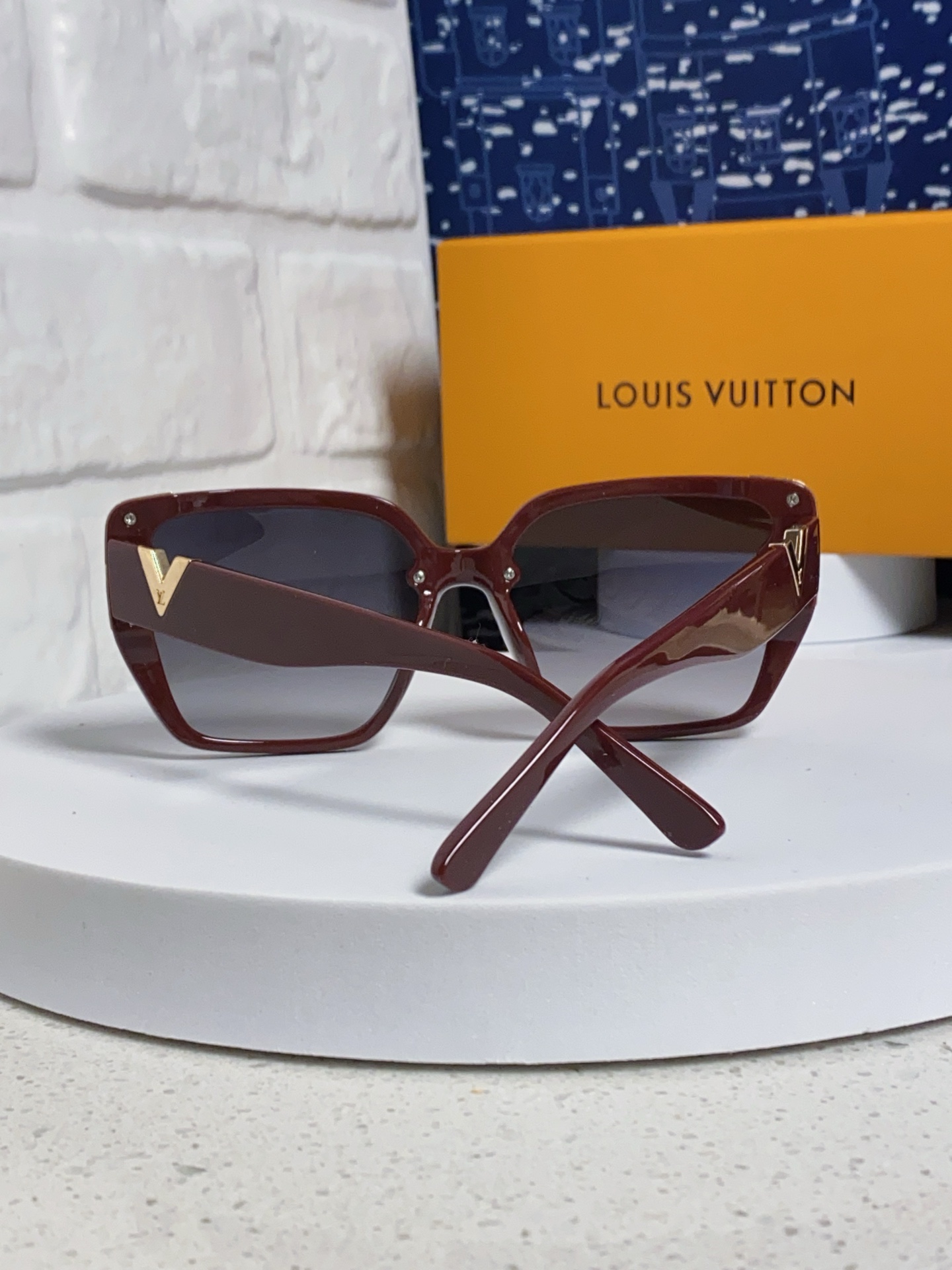  Louis Vuitton路易威登 2025新款Lv太阳镜时尚潮流女士感遮阳防紫外线墨镜网红