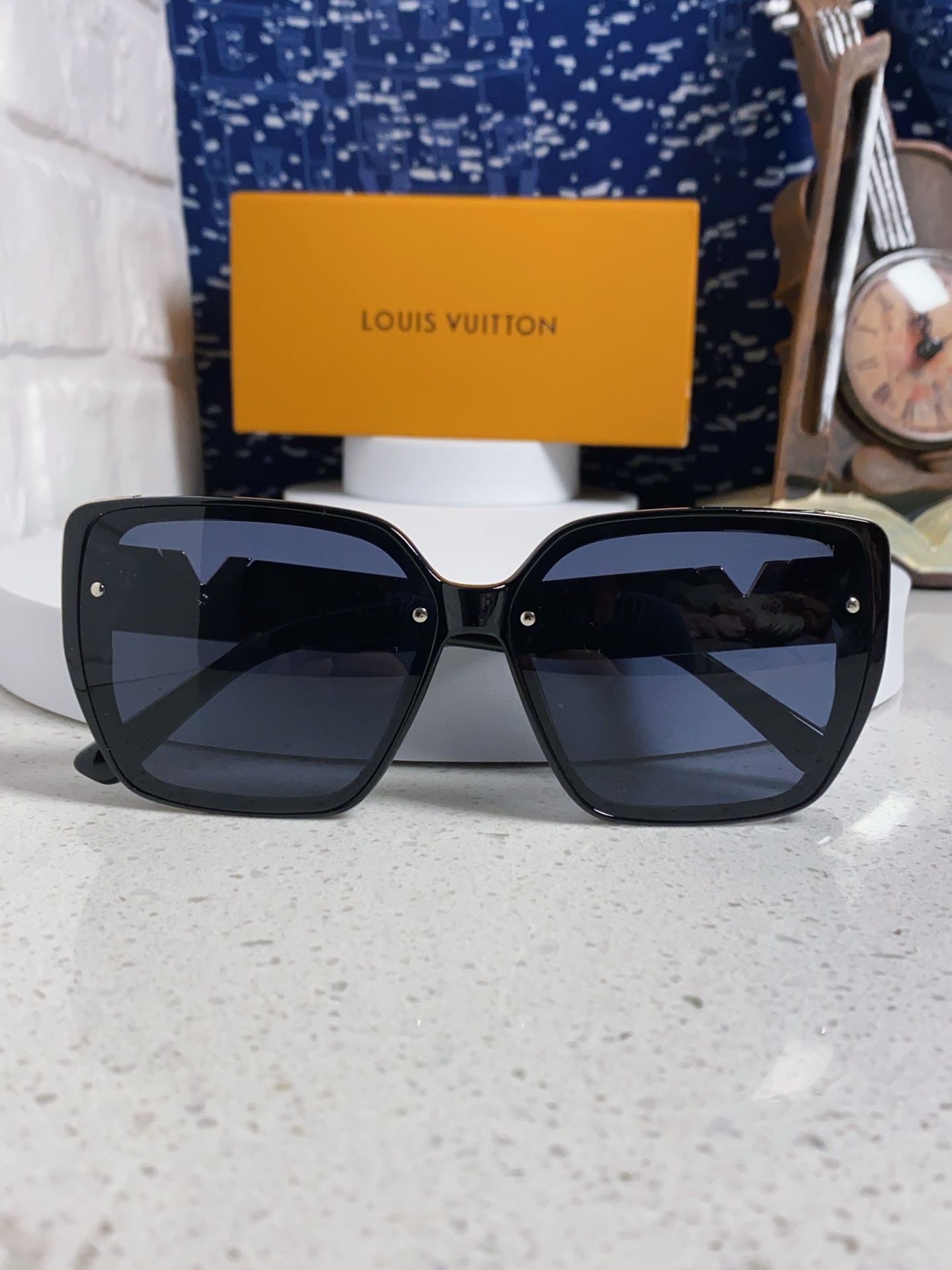  Louis Vuitton路易威登 2025新款Lv太阳镜时尚潮流女士感遮阳防紫外线墨镜网红