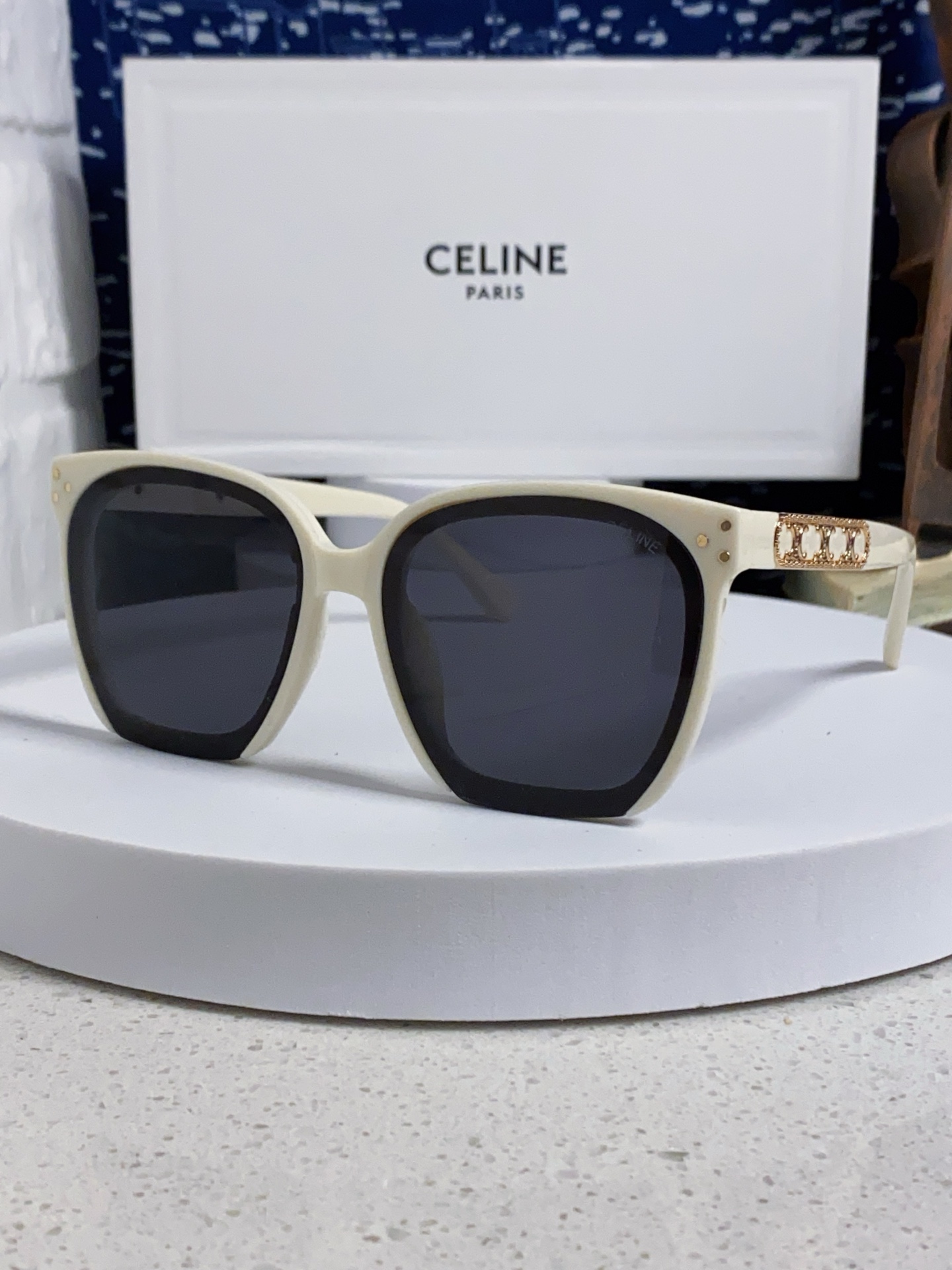  Celine赛琳 2025新款 欧美明星网红方形大框复古墨镜韩版男女潮个性朋克风太阳眼镜 