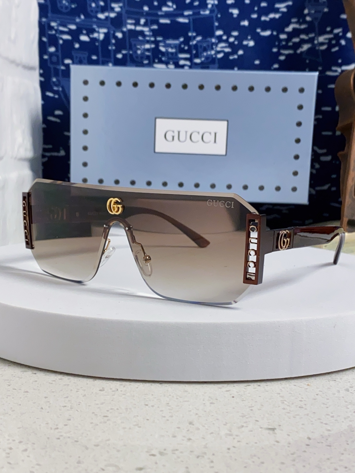  Gucci古奇 2025新款欧美范时尚偏光潮流太阳眼镜无框开车连体墨镜 男女通用