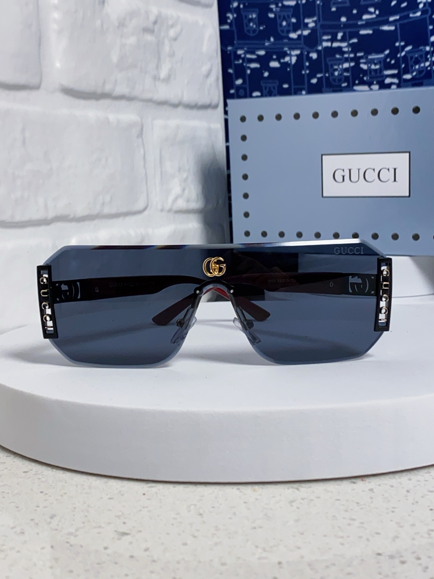  Gucci古奇 2025新款欧美范时尚偏光潮流太阳眼镜无框开车连体墨镜 男女通用