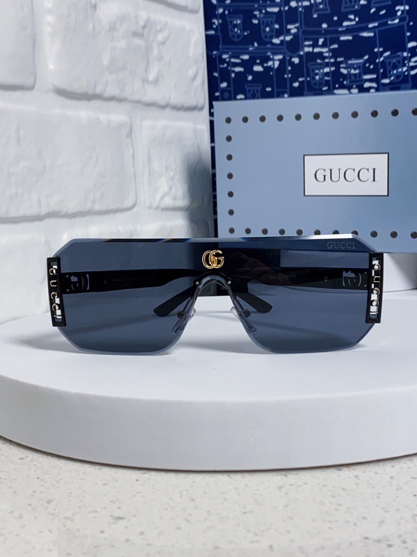  Gucci古奇 2025新款欧美范时尚偏光潮流太阳眼镜无框开车连体墨镜 男女通用