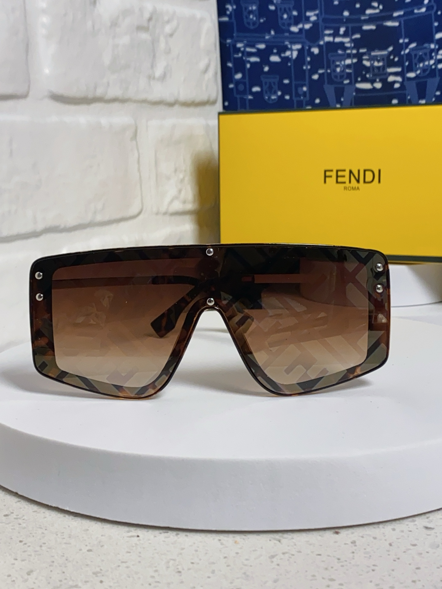  Fendi芬迪 2025新款欧美外贸水印时尚太阳眼镜男墨镜 男女通用 