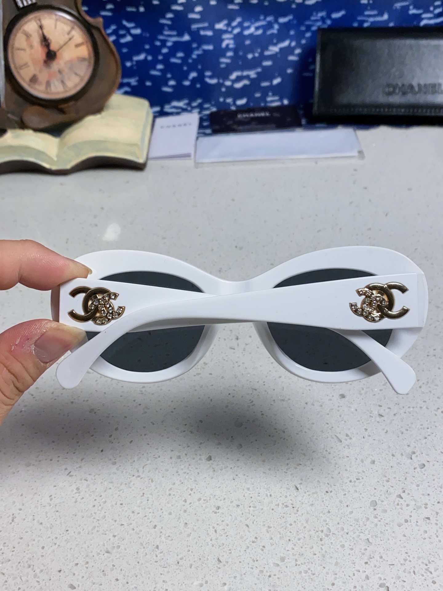  Chanel香奈儿 2025新款 复古大框方形高级感镶钻太阳眼镜圆脸显瘦防紫外线街拍墨镜女款