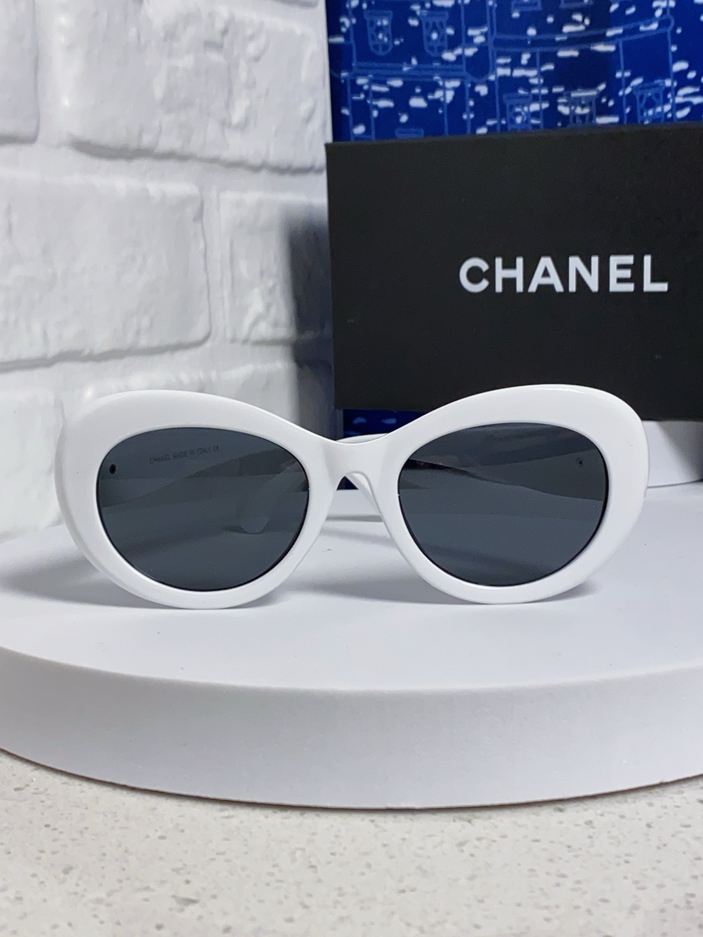  Chanel香奈儿 2025新款 复古大框方形高级感镶钻太阳眼镜圆脸显瘦防紫外线街拍墨镜女款