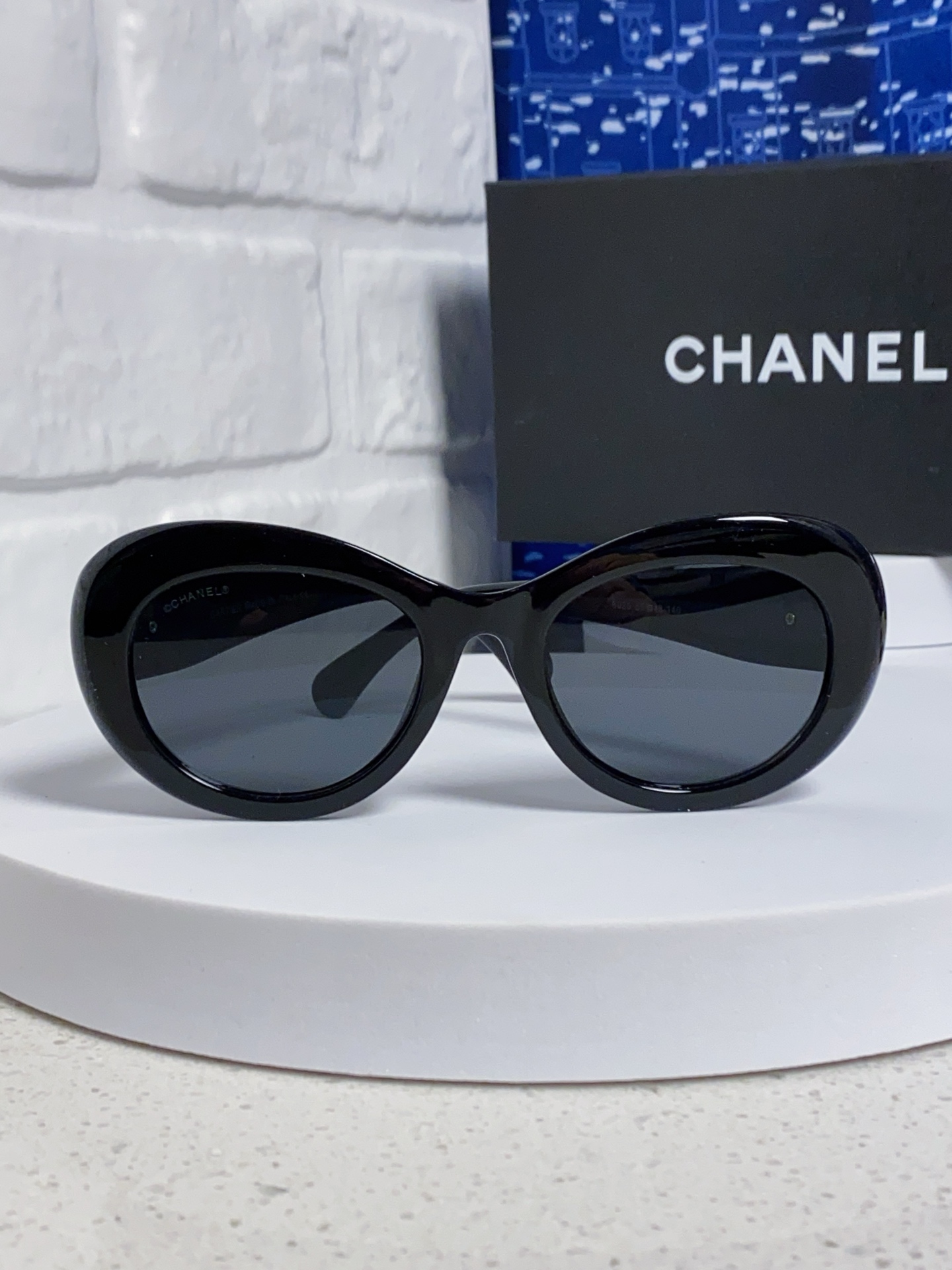  Chanel香奈儿 2025新款 复古大框方形高级感镶钻太阳眼镜圆脸显瘦防紫外线街拍墨镜女款