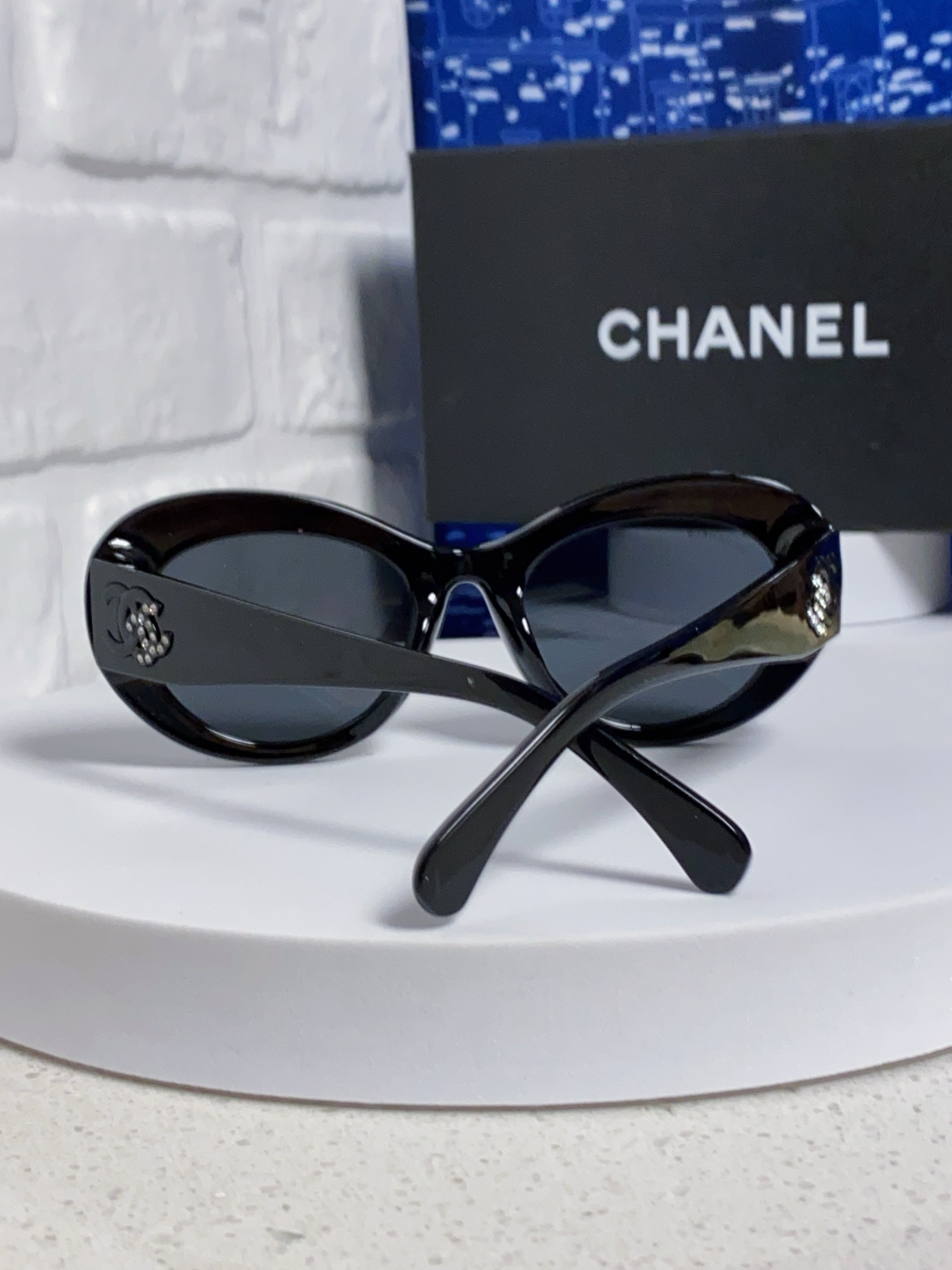  Chanel香奈儿 2025新款 复古大框方形高级感镶钻太阳眼镜圆脸显瘦防紫外线街拍墨镜女款