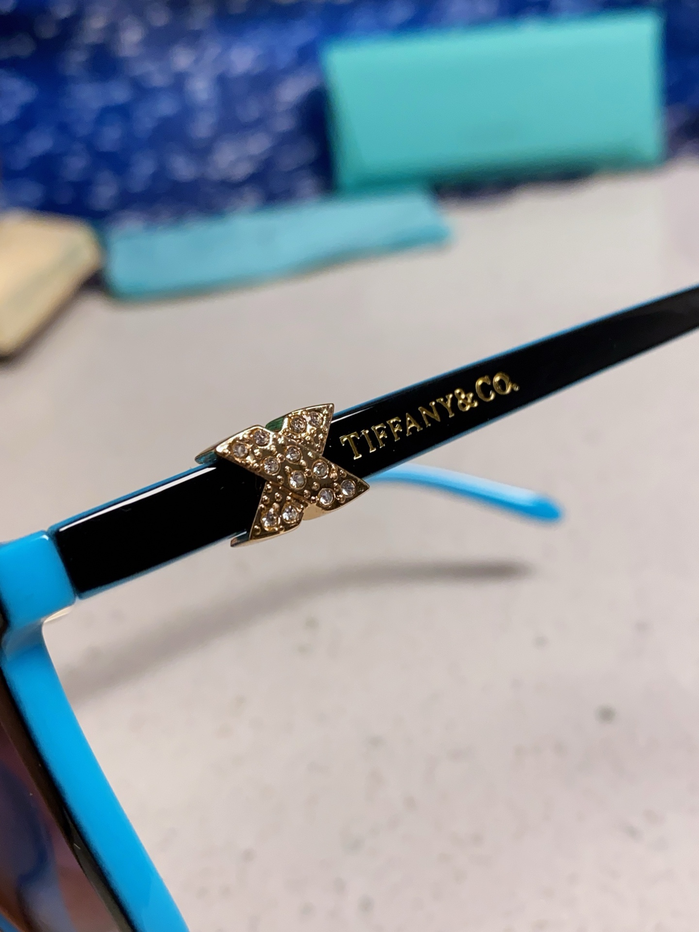 Tiffany蒂芙尼 2025新款镶钻太阳镜眼镜女士潮流精致墨镜 个性女款