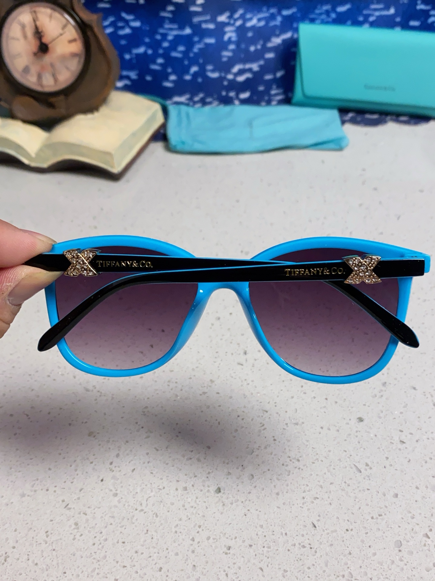 Tiffany蒂芙尼 2025新款镶钻太阳镜眼镜女士潮流精致墨镜 个性女款