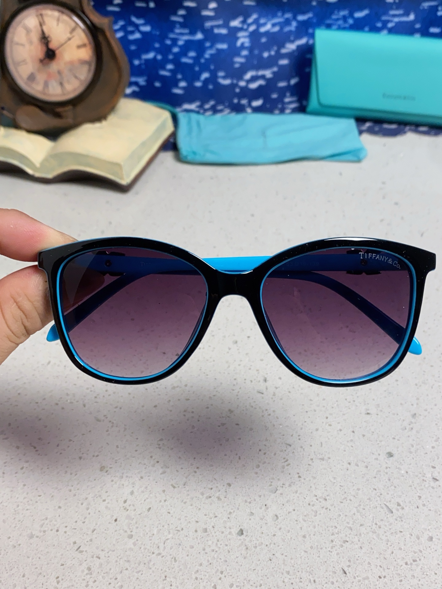 Tiffany蒂芙尼 2025新款镶钻太阳镜眼镜女士潮流精致墨镜 个性女款