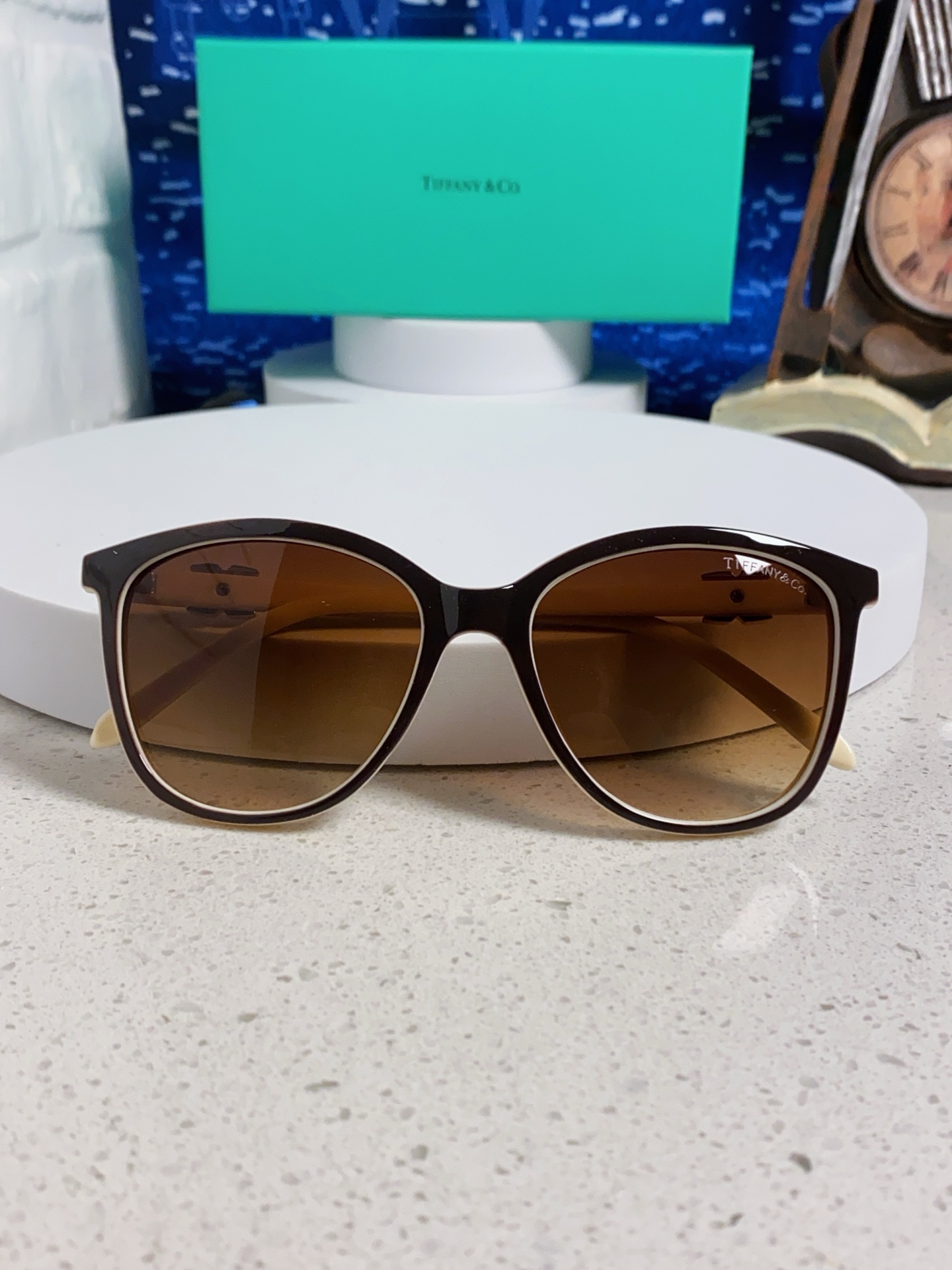 Tiffany蒂芙尼 2025新款镶钻太阳镜眼镜女士潮流精致墨镜 个性女款