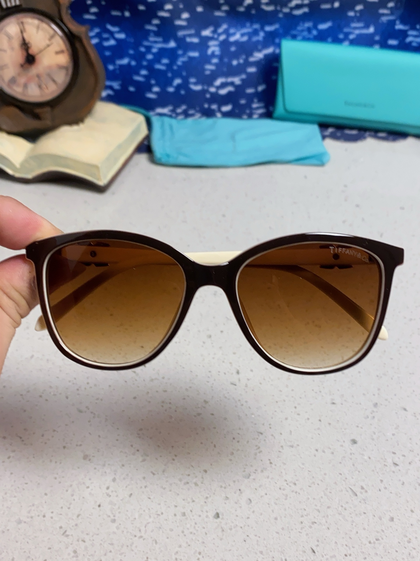 Tiffany蒂芙尼 2025新款镶钻太阳镜眼镜女士潮流精致墨镜 个性女款