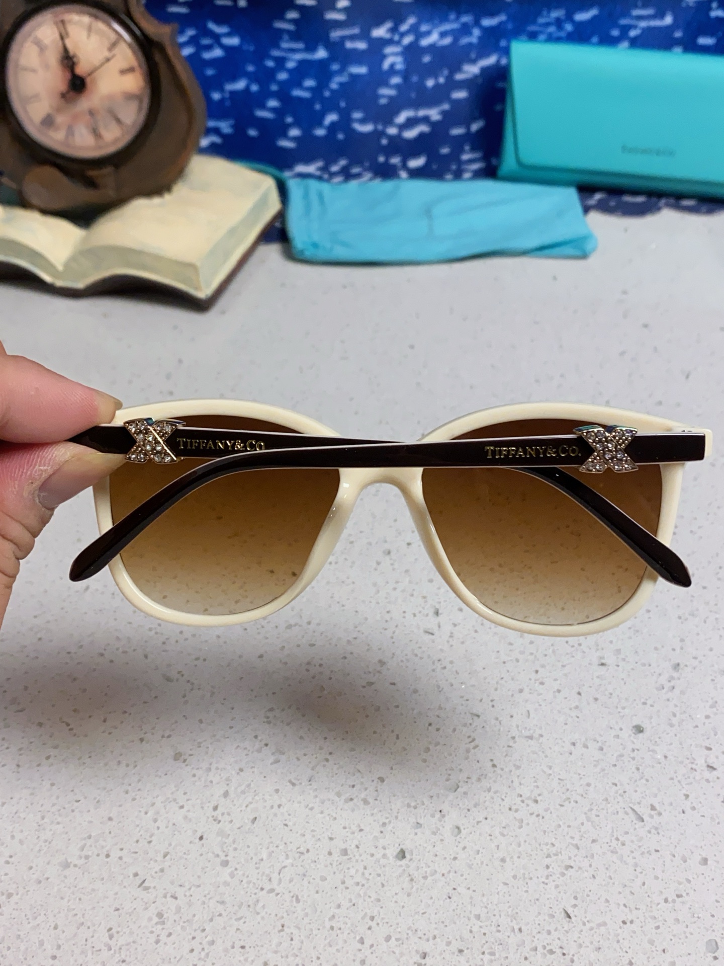 Tiffany蒂芙尼 2025新款镶钻太阳镜眼镜女士潮流精致墨镜 个性女款
