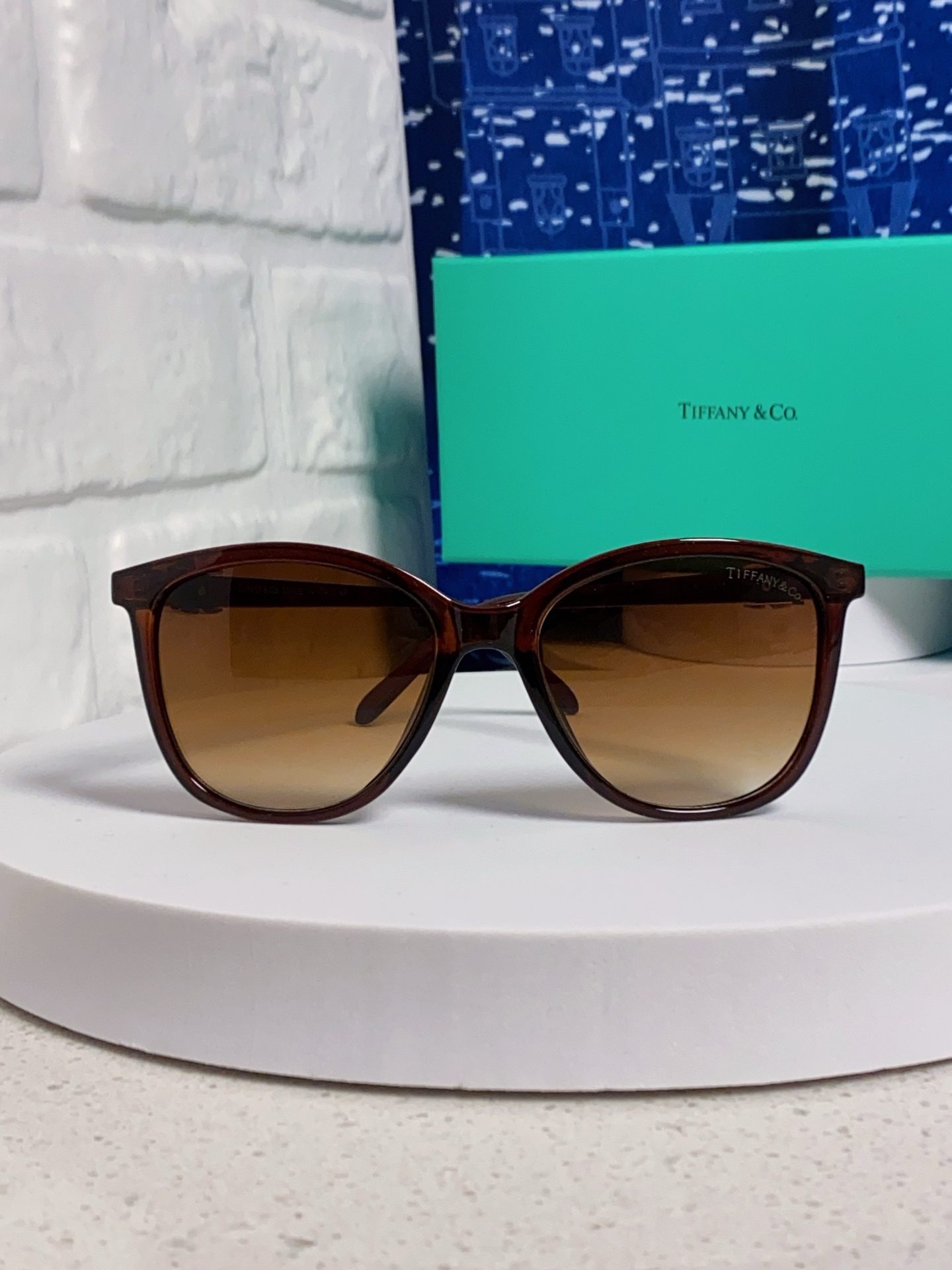 Tiffany蒂芙尼 2025新款镶钻太阳镜眼镜女士潮流精致墨镜 个性女款