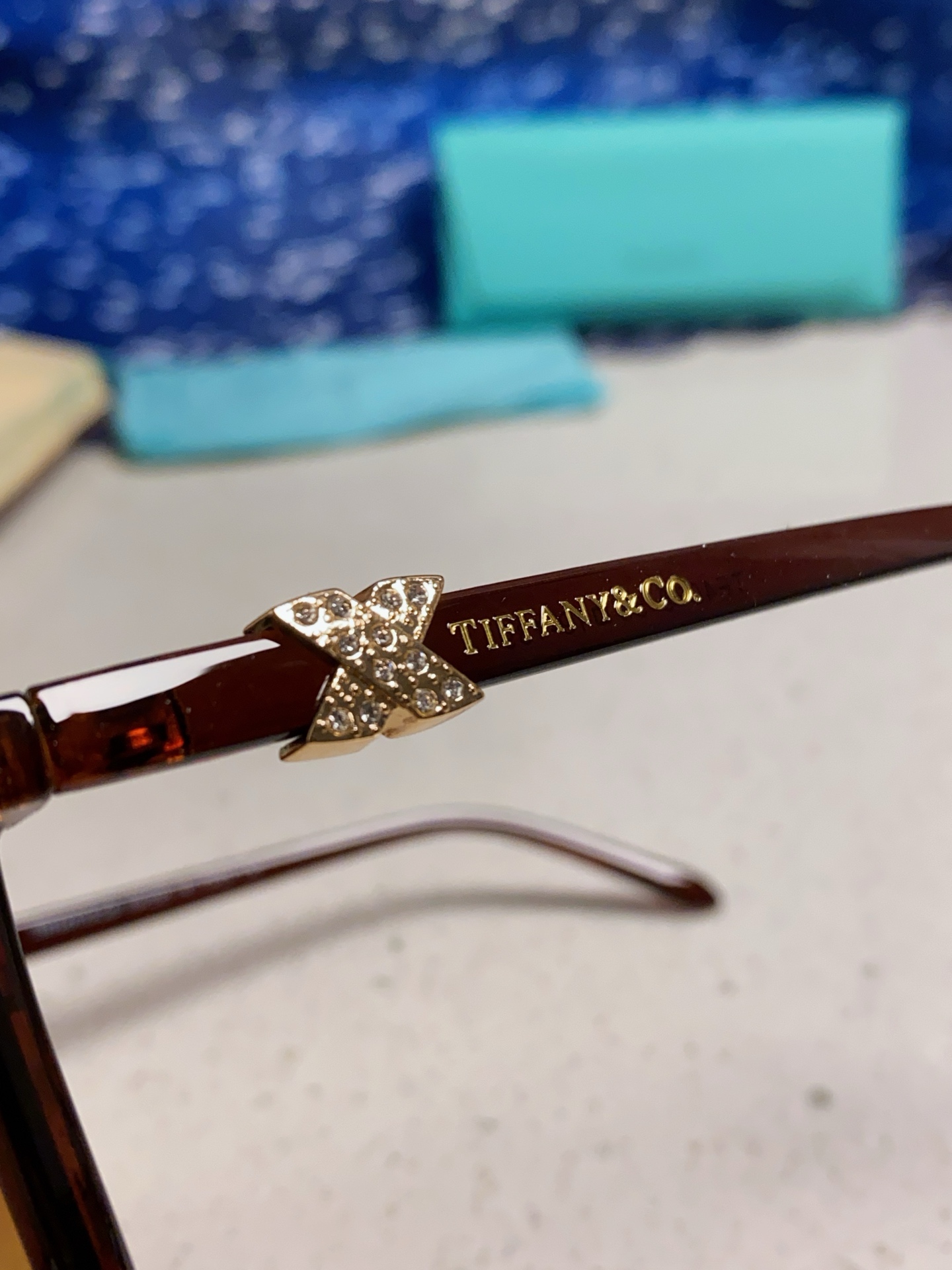 Tiffany蒂芙尼 2025新款镶钻太阳镜眼镜女士潮流精致墨镜 个性女款