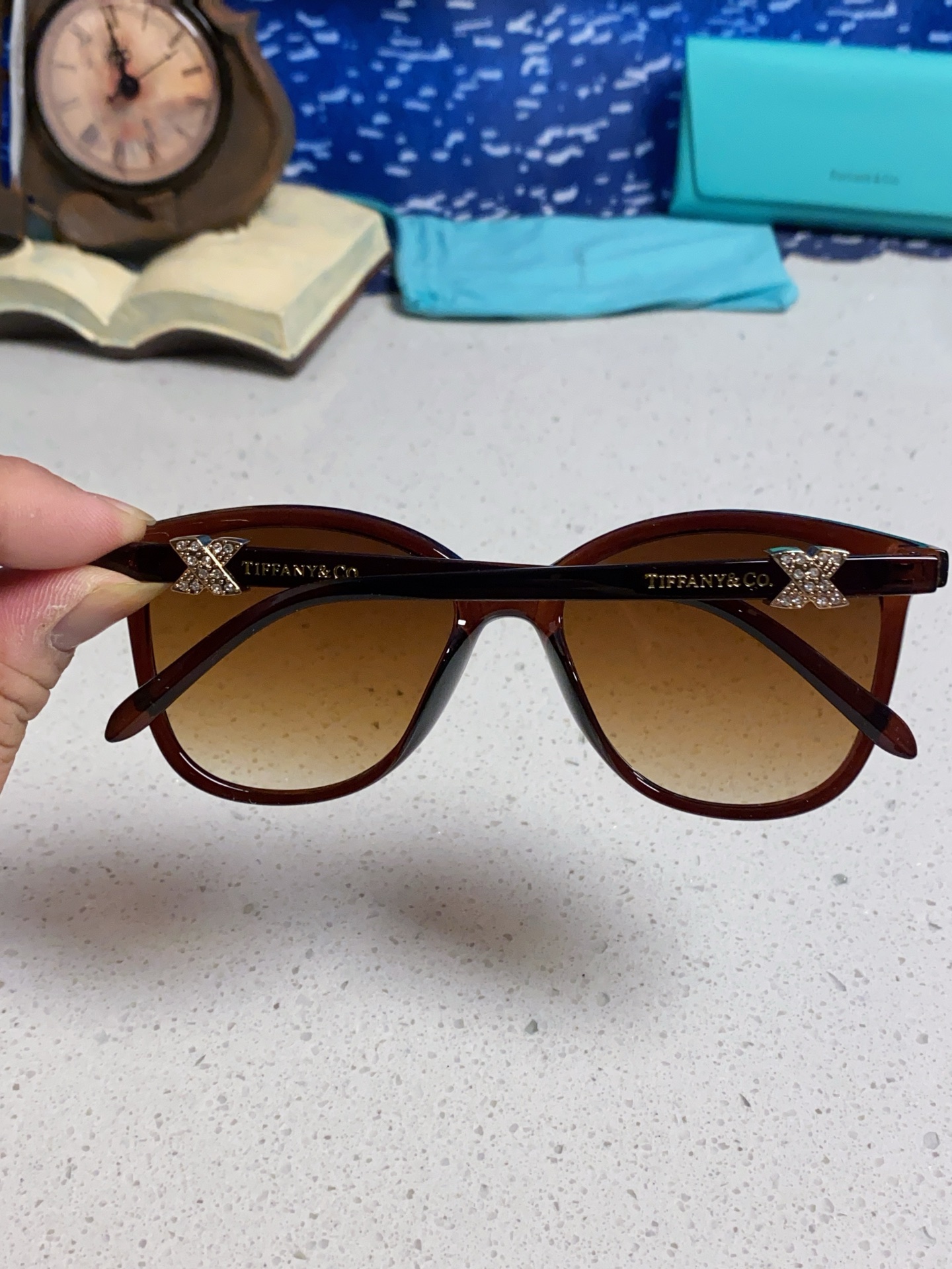 Tiffany蒂芙尼 2025新款镶钻太阳镜眼镜女士潮流精致墨镜 个性女款