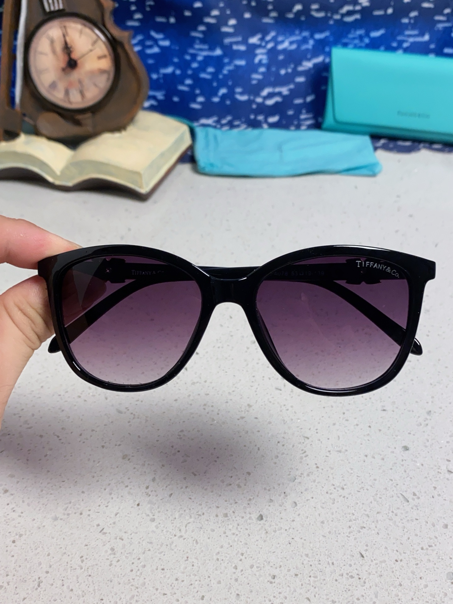 Tiffany蒂芙尼 2025新款镶钻太阳镜眼镜女士潮流精致墨镜 个性女款