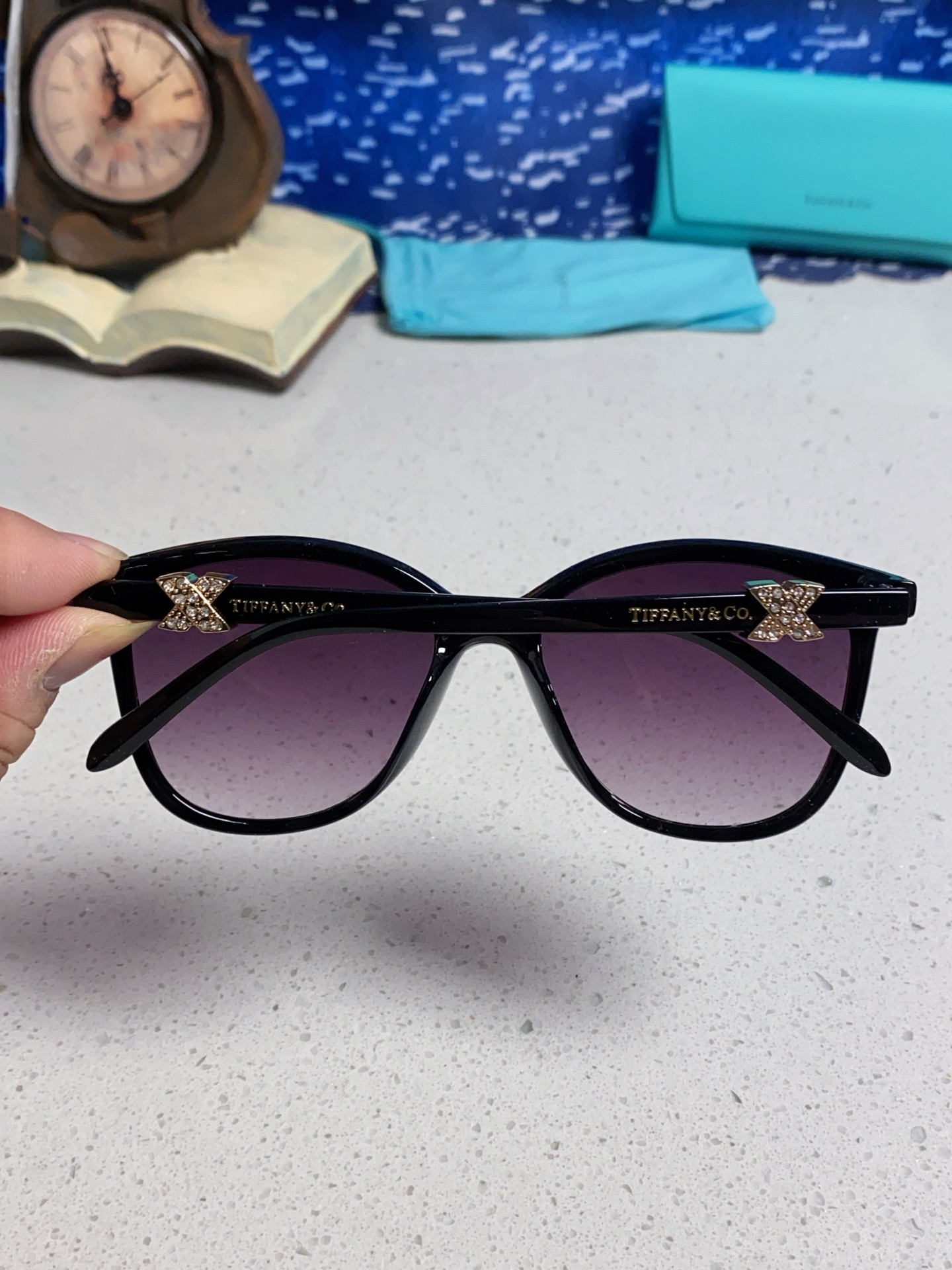 Tiffany蒂芙尼 2025新款镶钻太阳镜眼镜女士潮流精致墨镜 个性女款