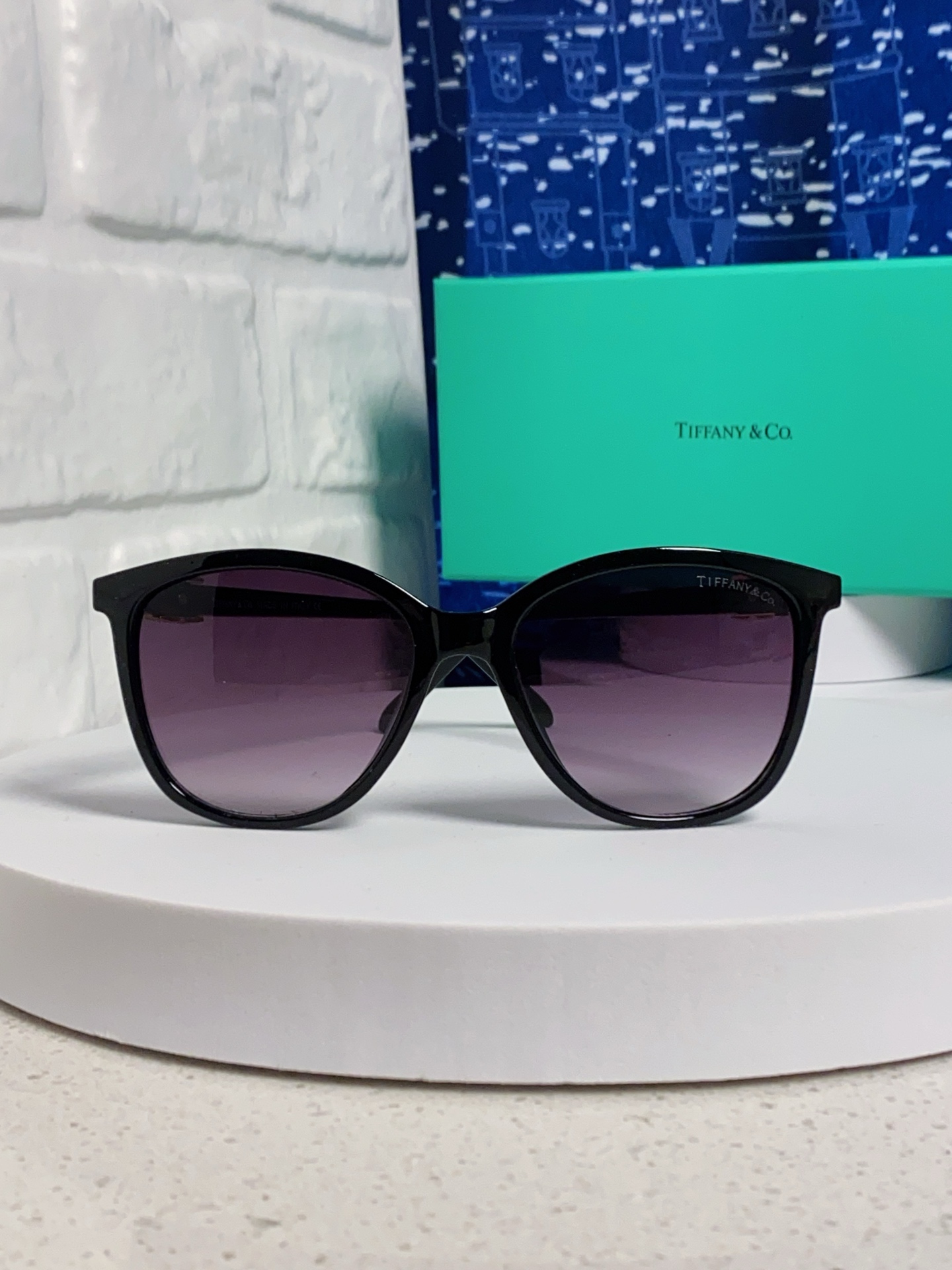 Tiffany蒂芙尼 2025新款镶钻太阳镜眼镜女士潮流精致墨镜 个性女款