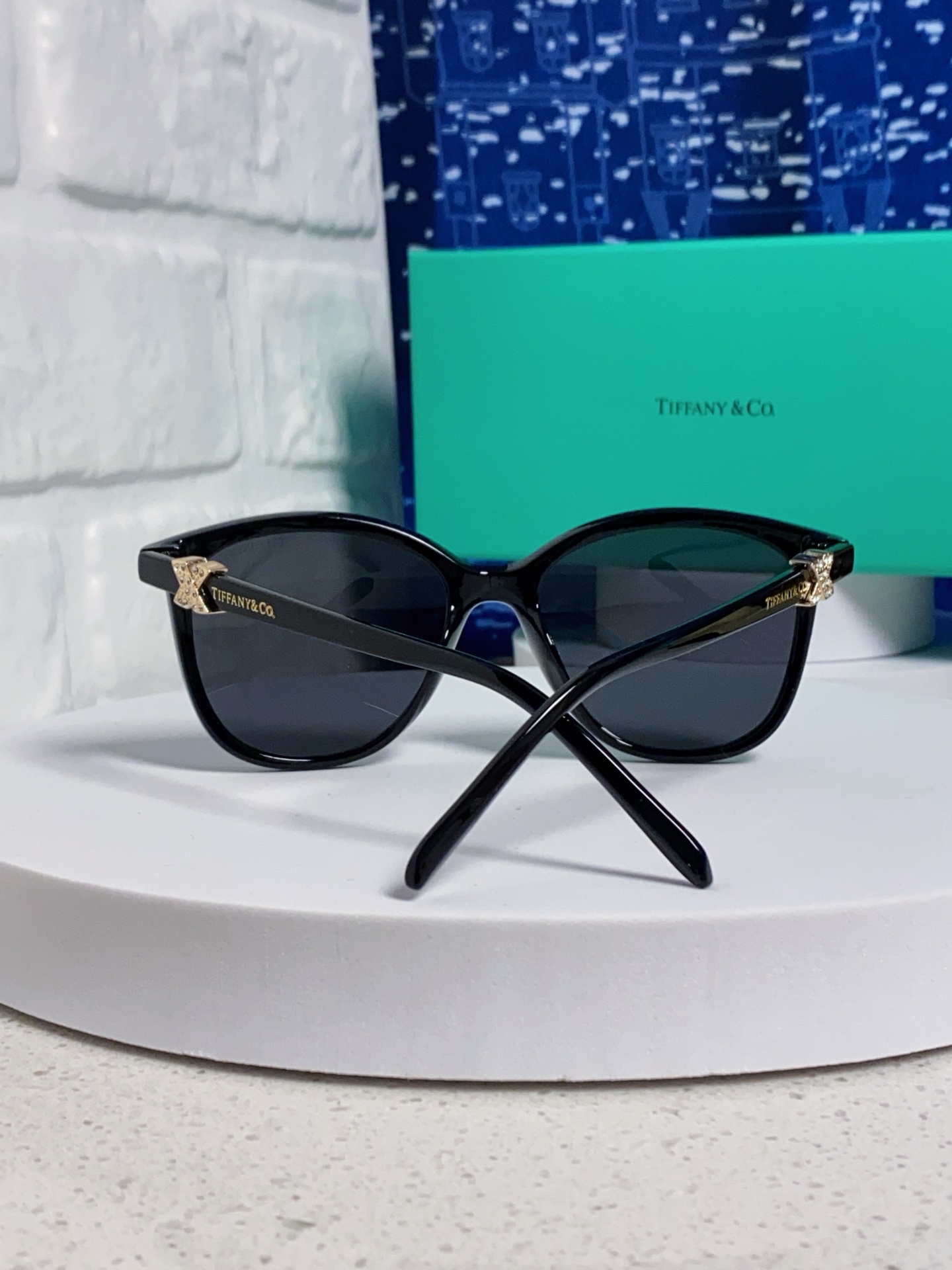 Tiffany蒂芙尼 2025新款镶钻太阳镜眼镜女士潮流精致墨镜 个性女款
