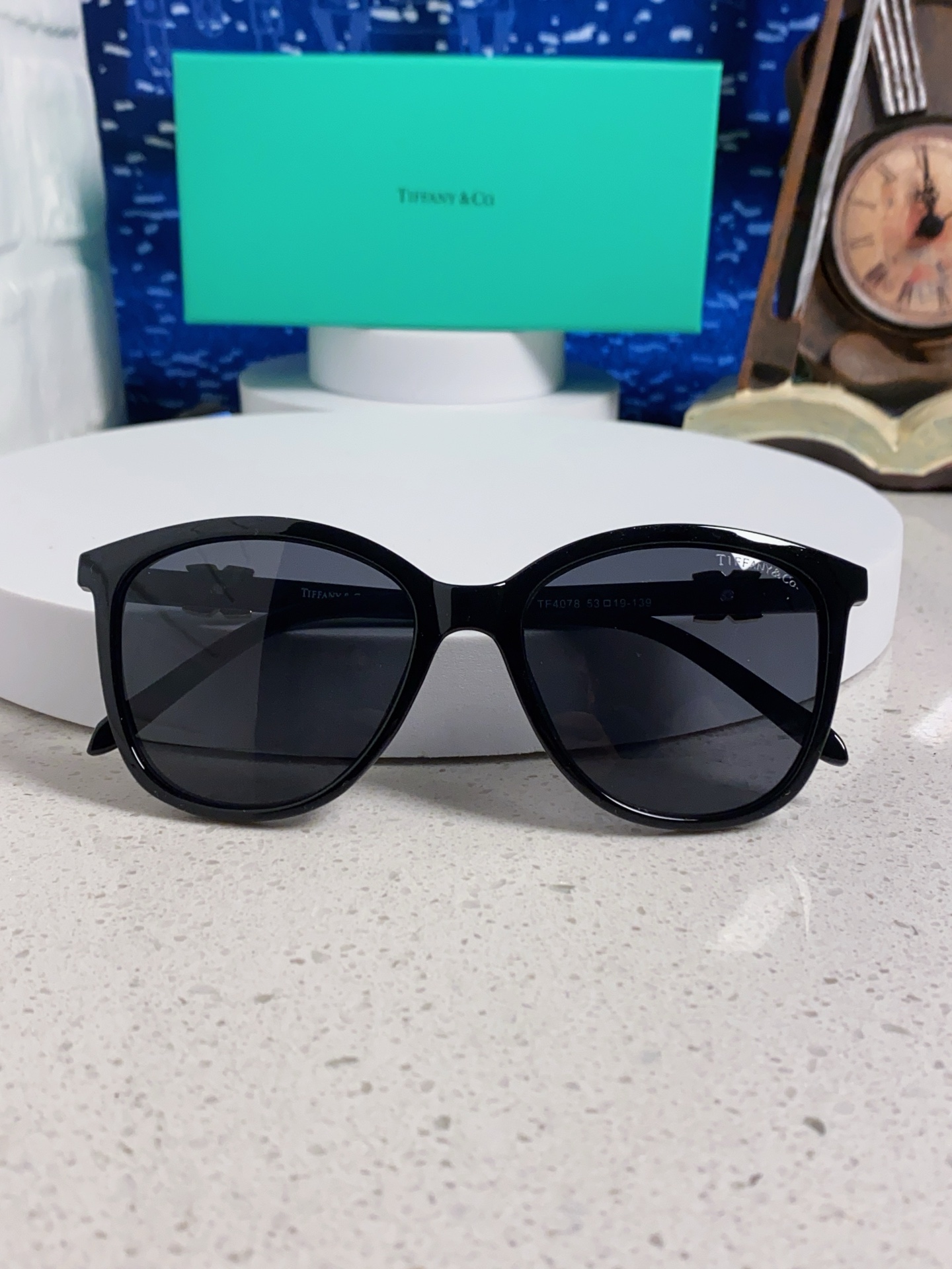 Tiffany蒂芙尼 2025新款镶钻太阳镜眼镜女士潮流精致墨镜 个性女款