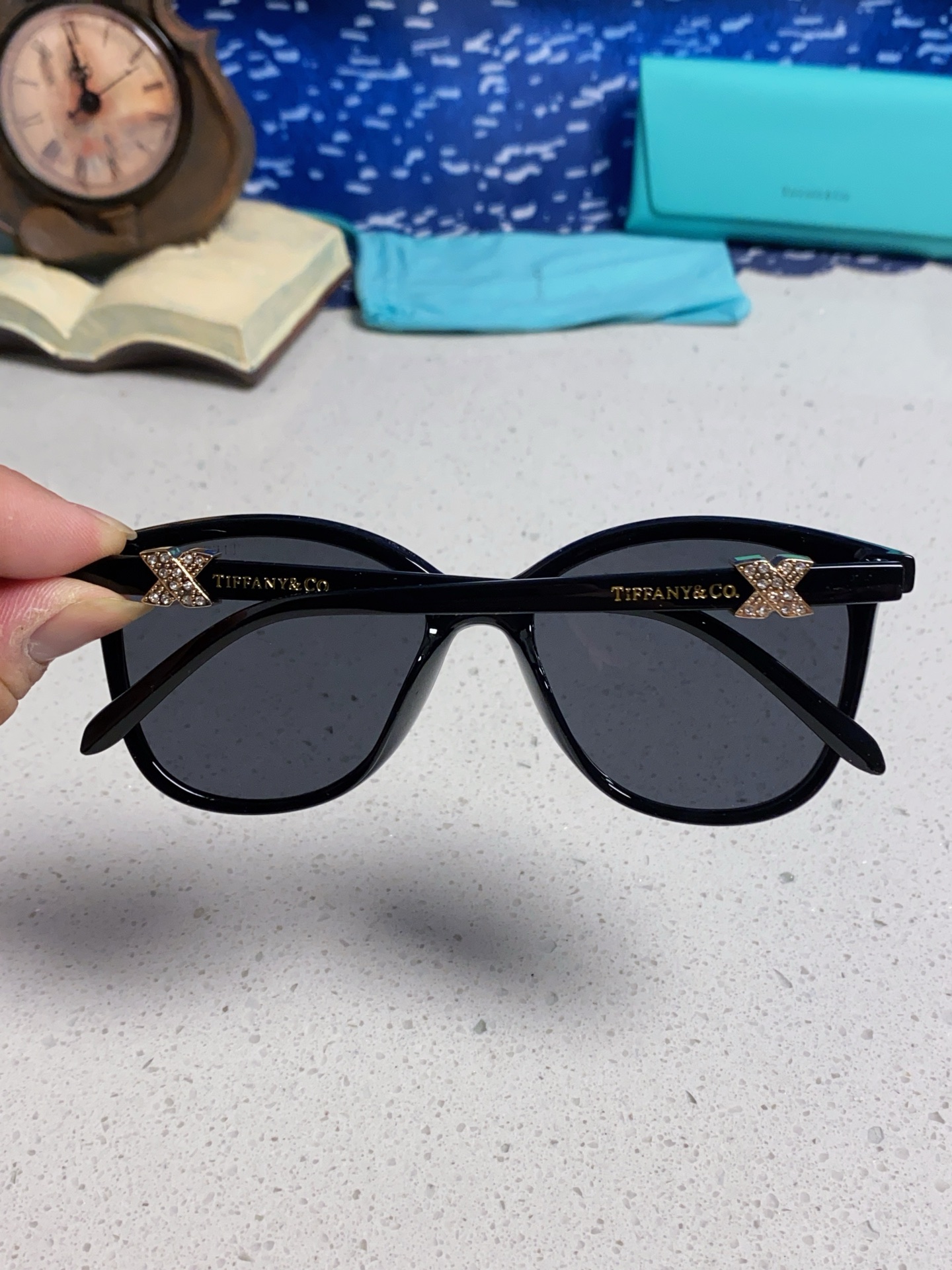 Tiffany蒂芙尼 2025新款镶钻太阳镜眼镜女士潮流精致墨镜 个性女款