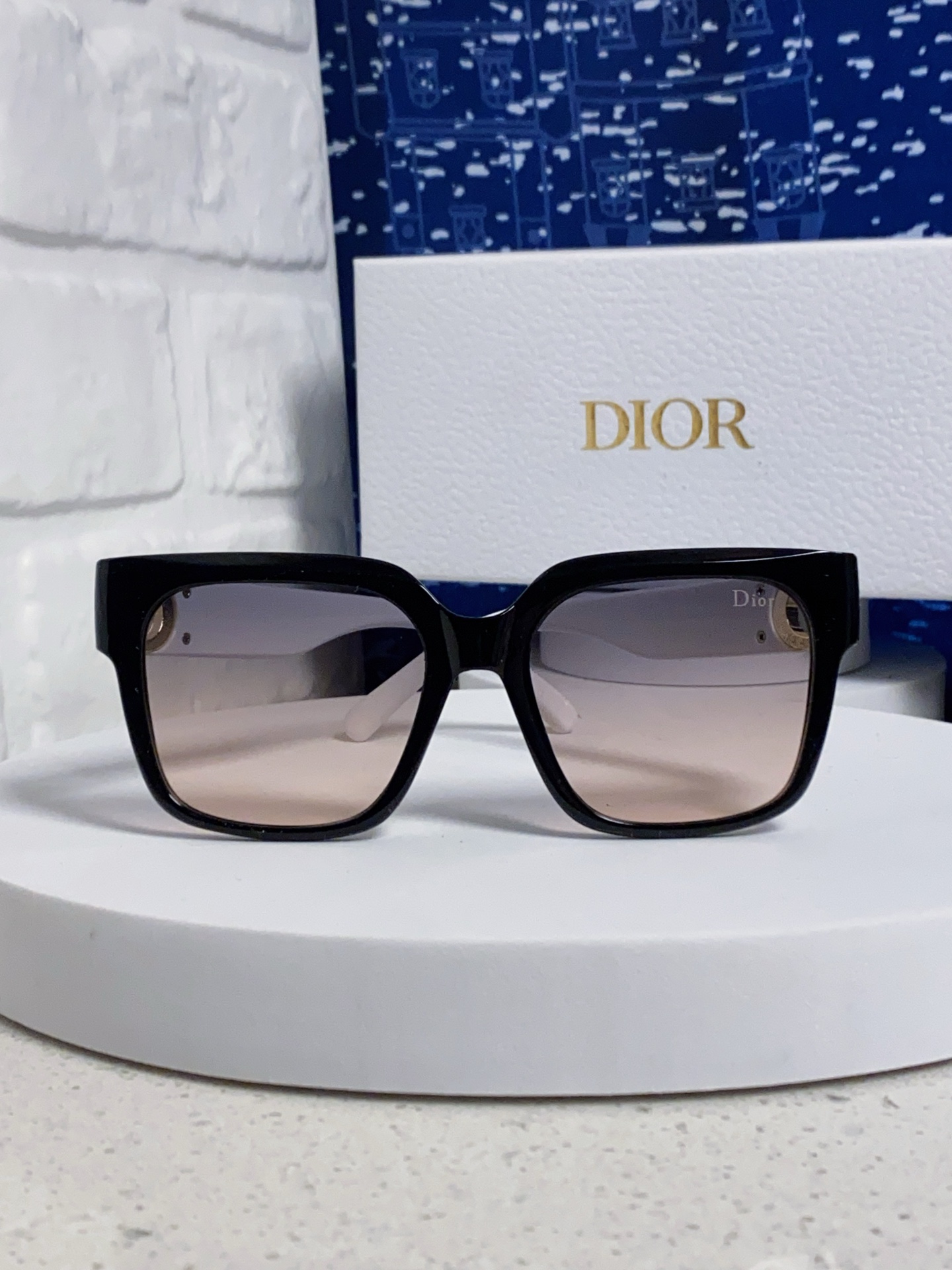 [Dior Eyewear]Dior 2025 trendy new polygonal frame diamond-encrusted large fra